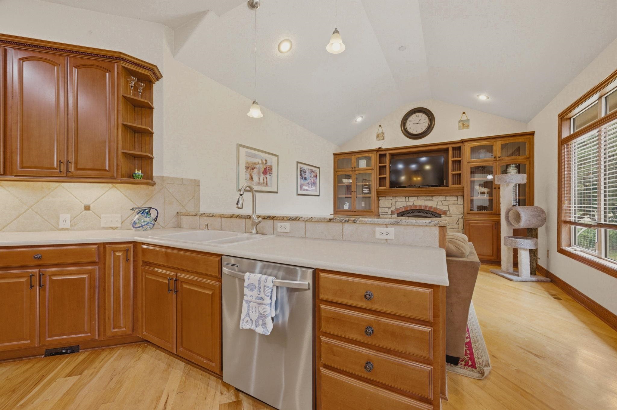 103 N Belle Terre St Property Photo 13