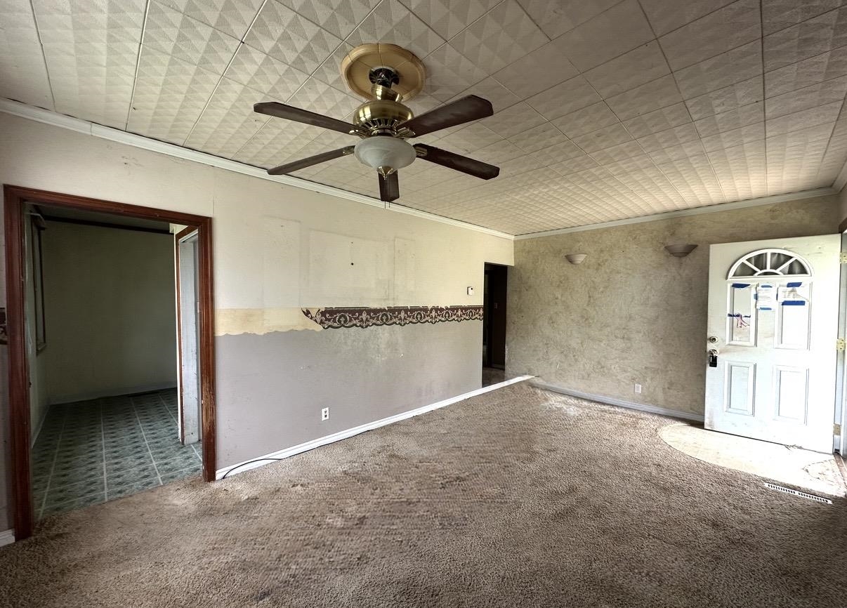 2910 19th St Property Photo 4