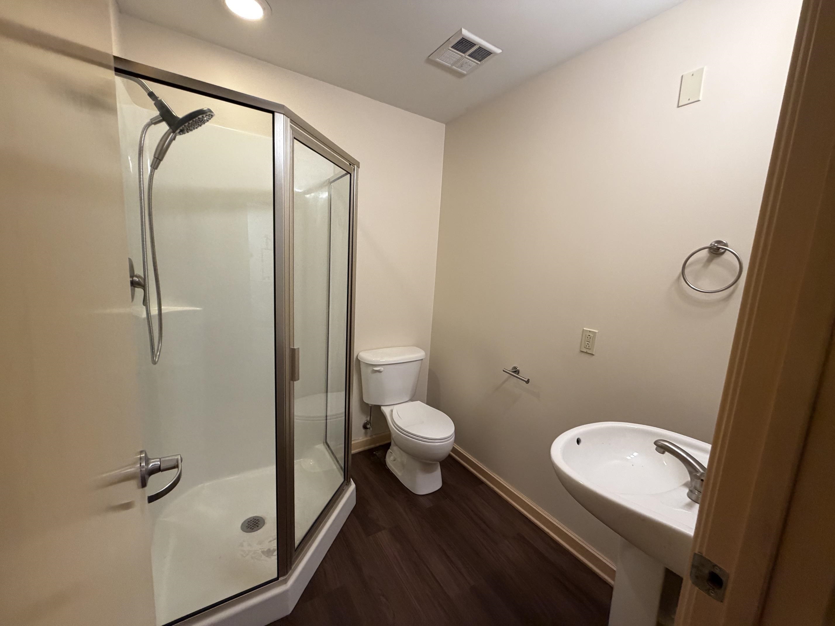 515 S Main Property Photo 16