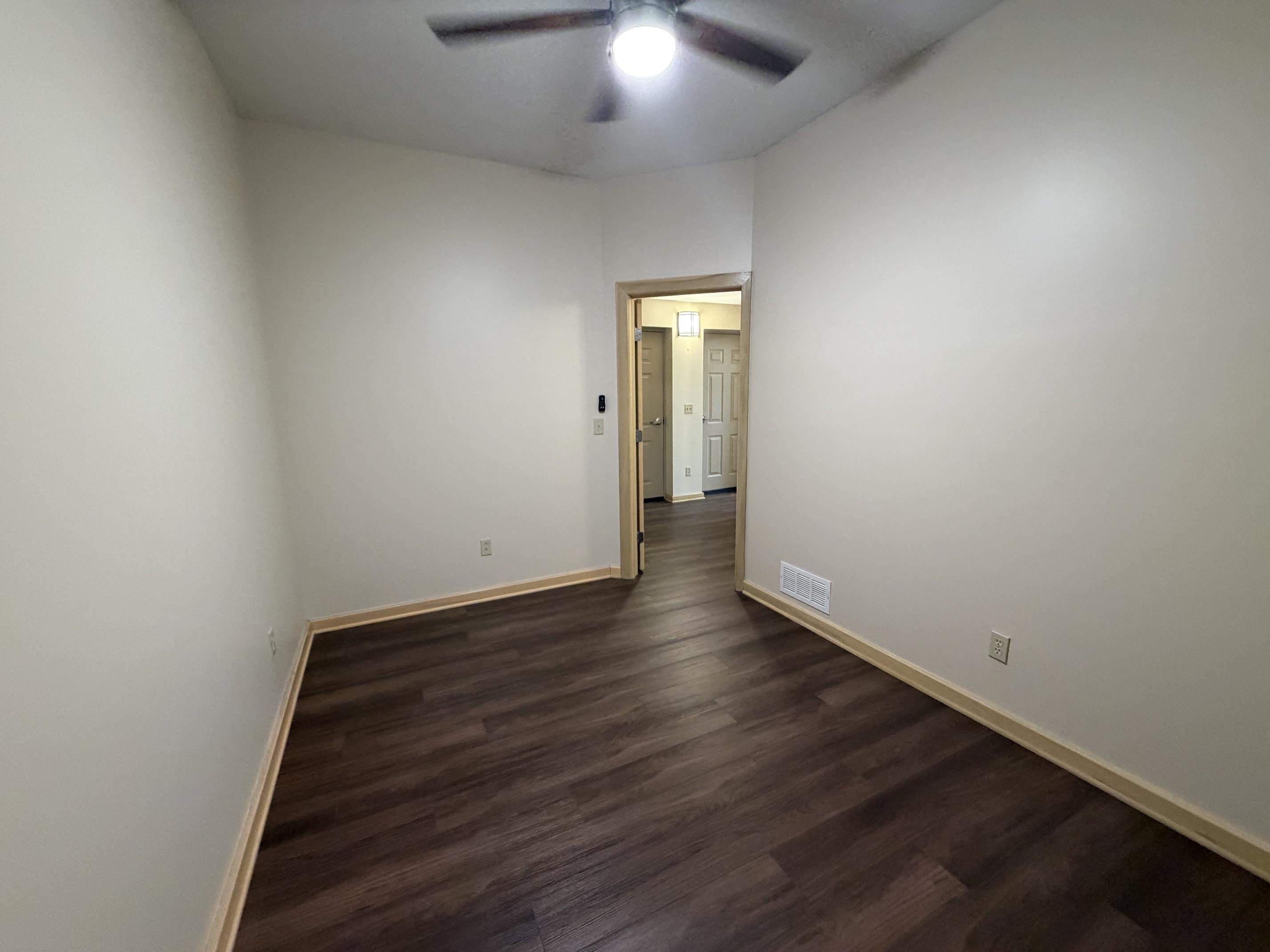 515 S Main Property Photo 17