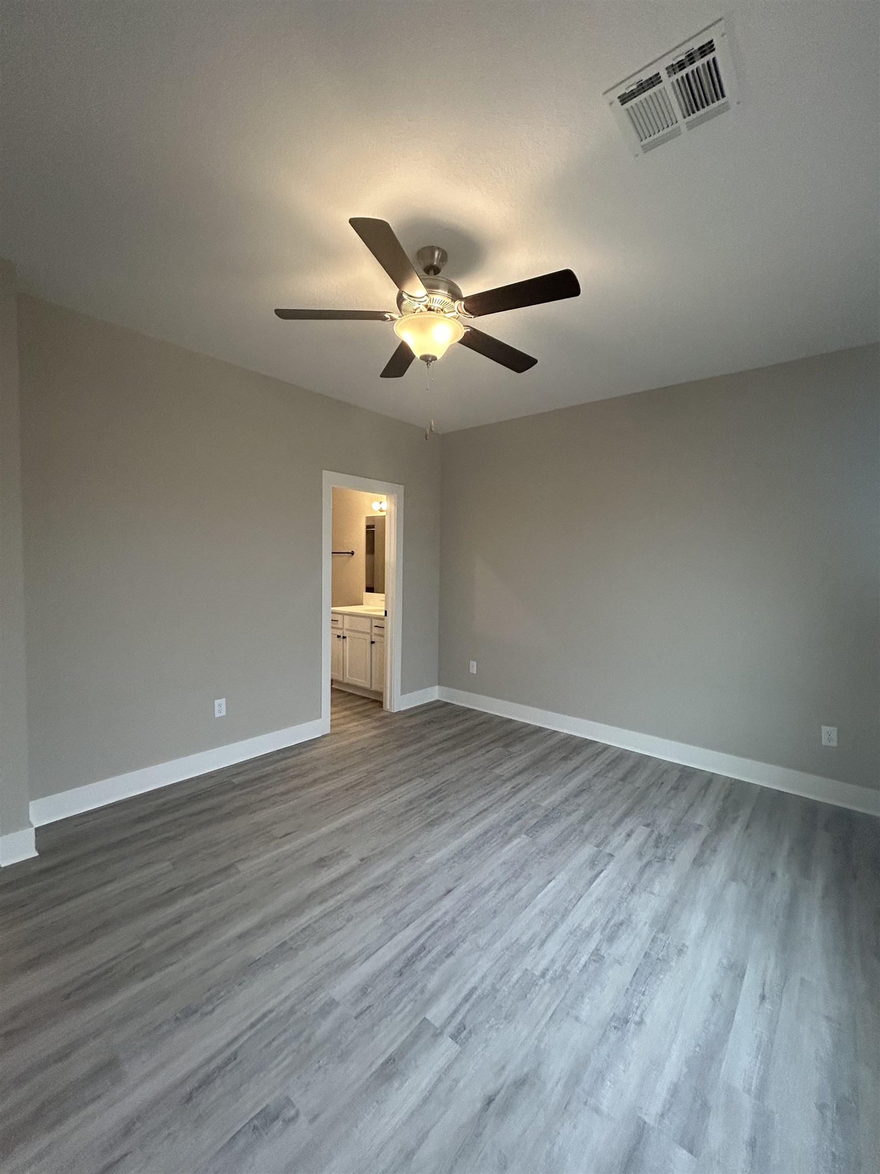 12803 E Blake St Property Photo 16