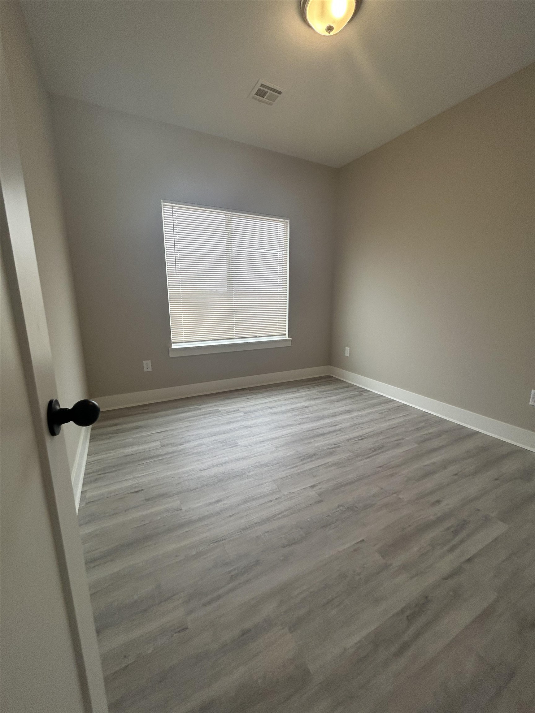 12803 E Blake St Property Photo 20