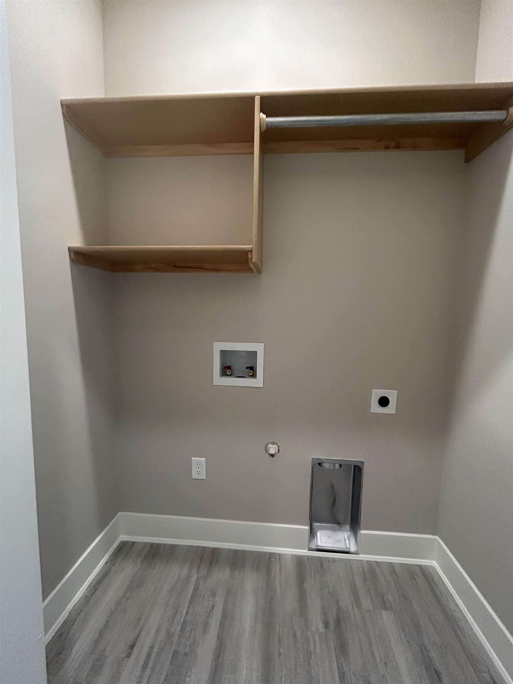 12803 E Blake St Property Photo 23