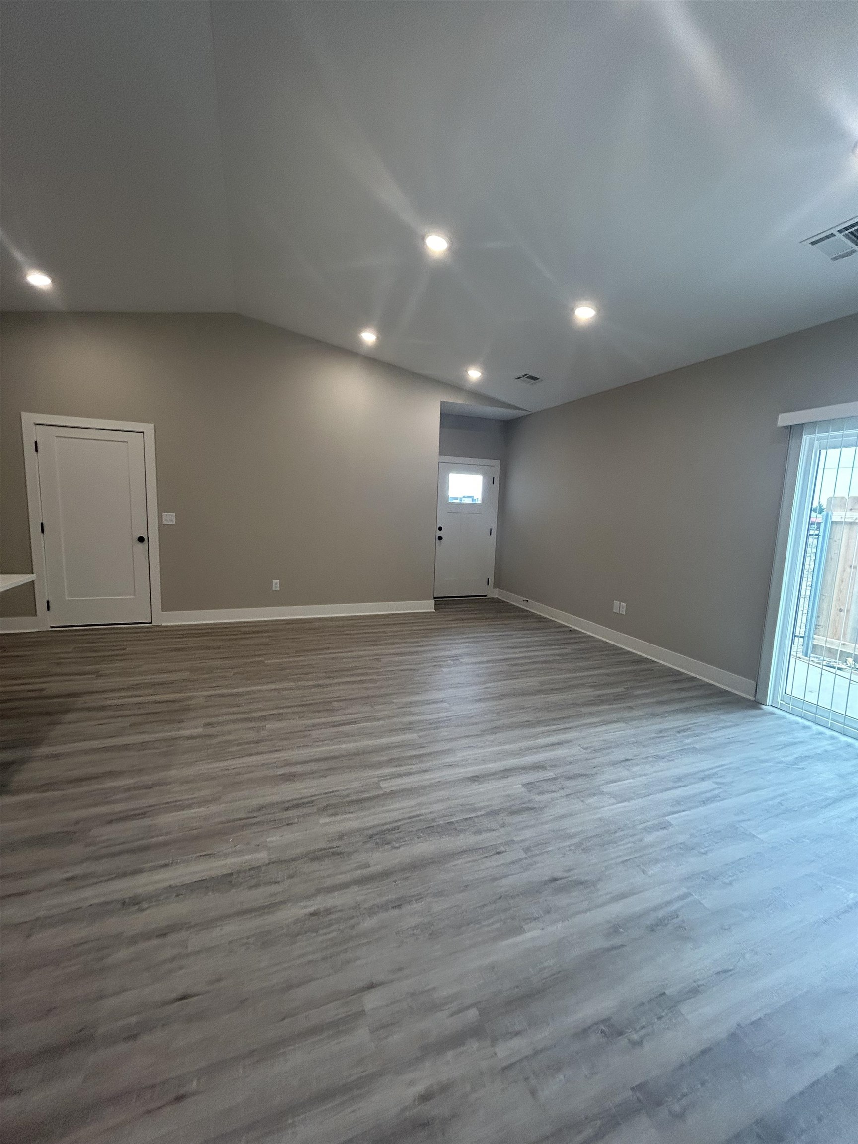12803 E Blake St Property Photo 28