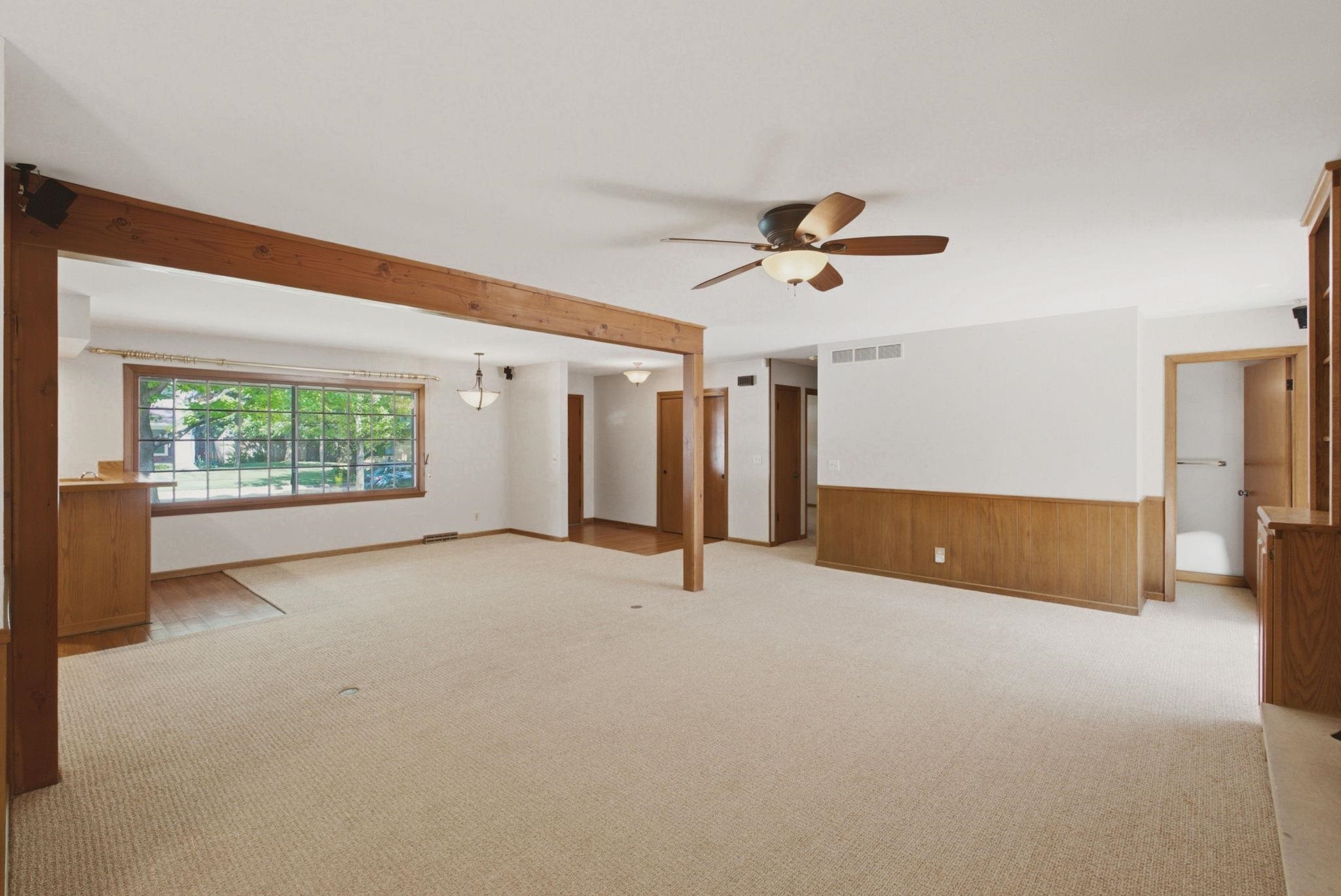 1613 N West Lynn Property Photo 9