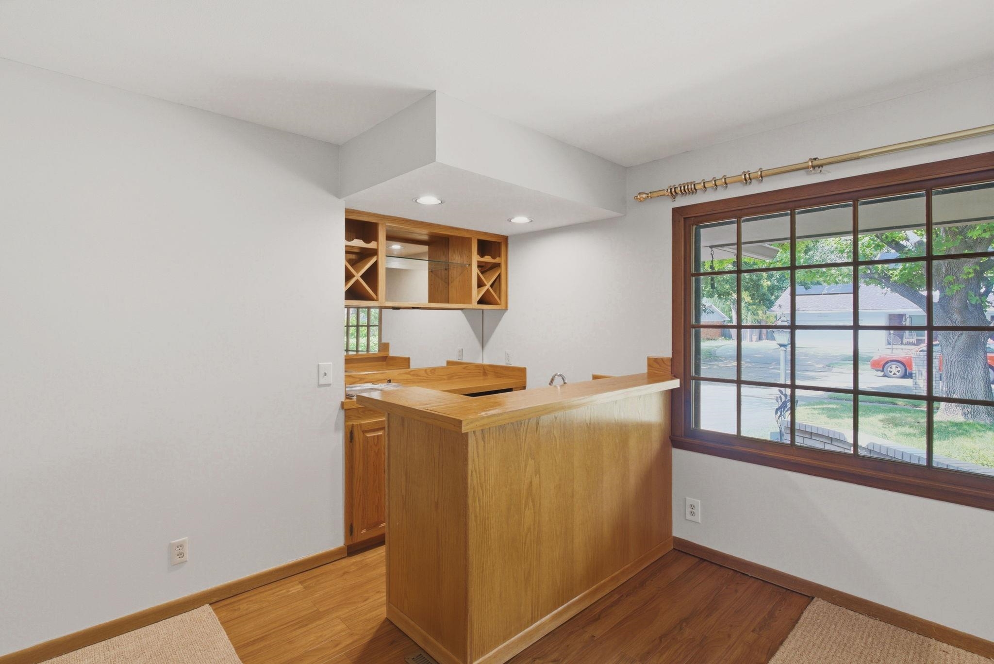 1613 N West Lynn Property Photo 10