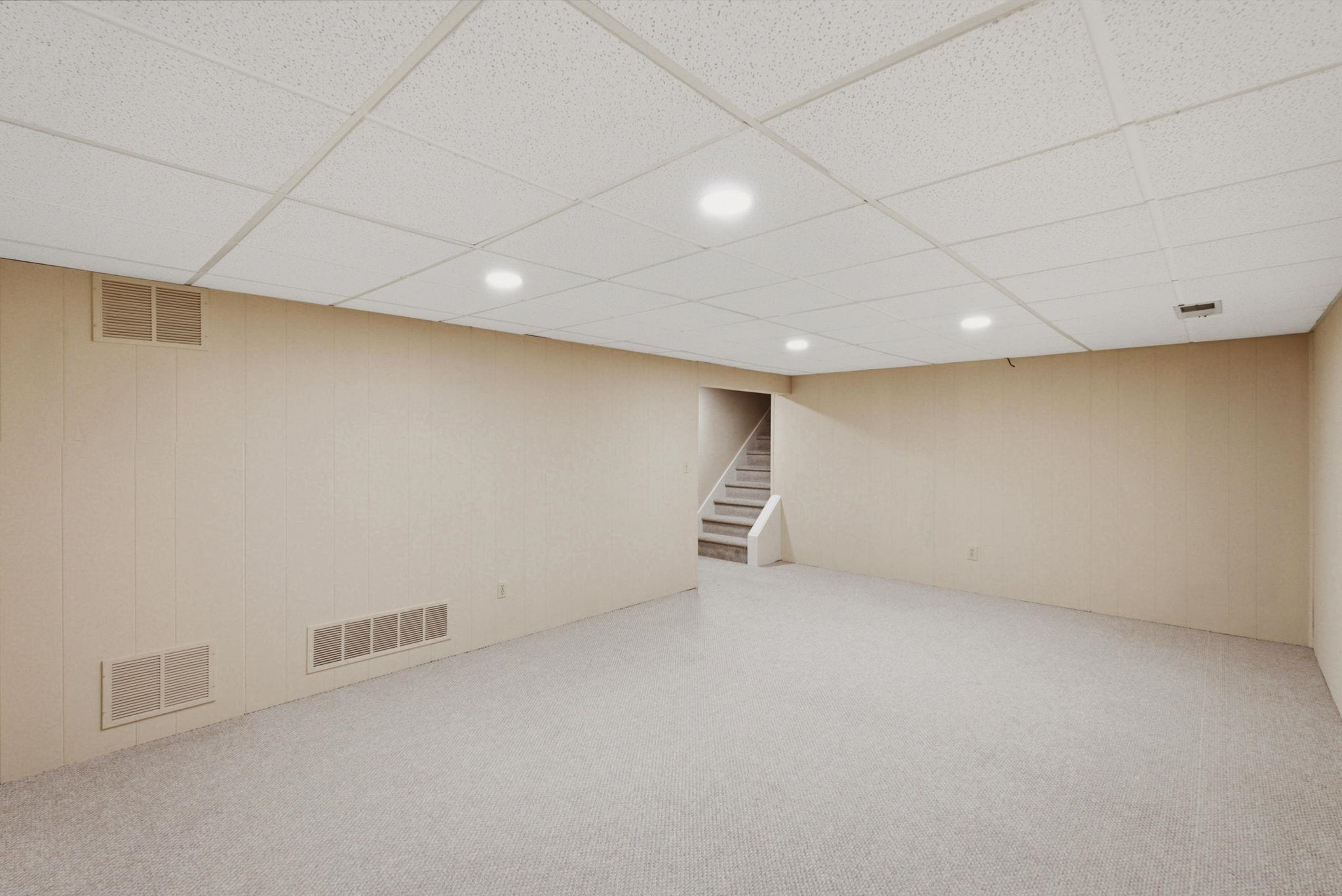 1613 N West Lynn Property Photo 23