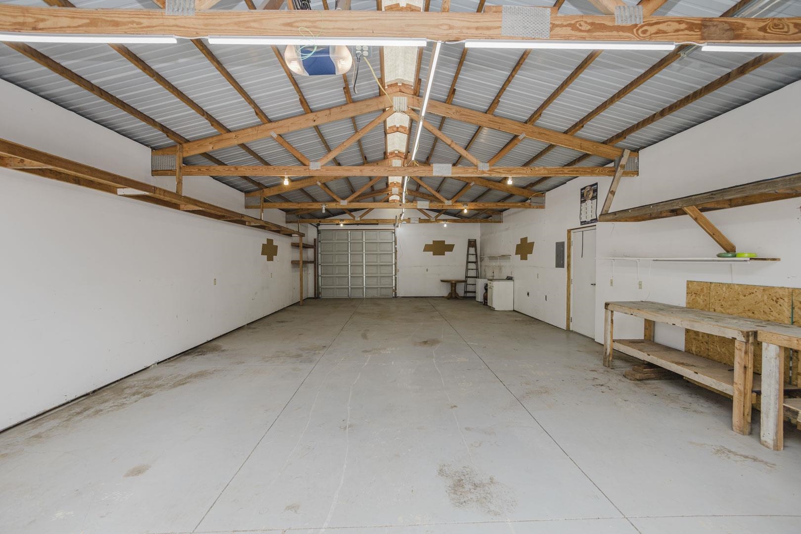 321 N Kansas Ave Property Photo 22
