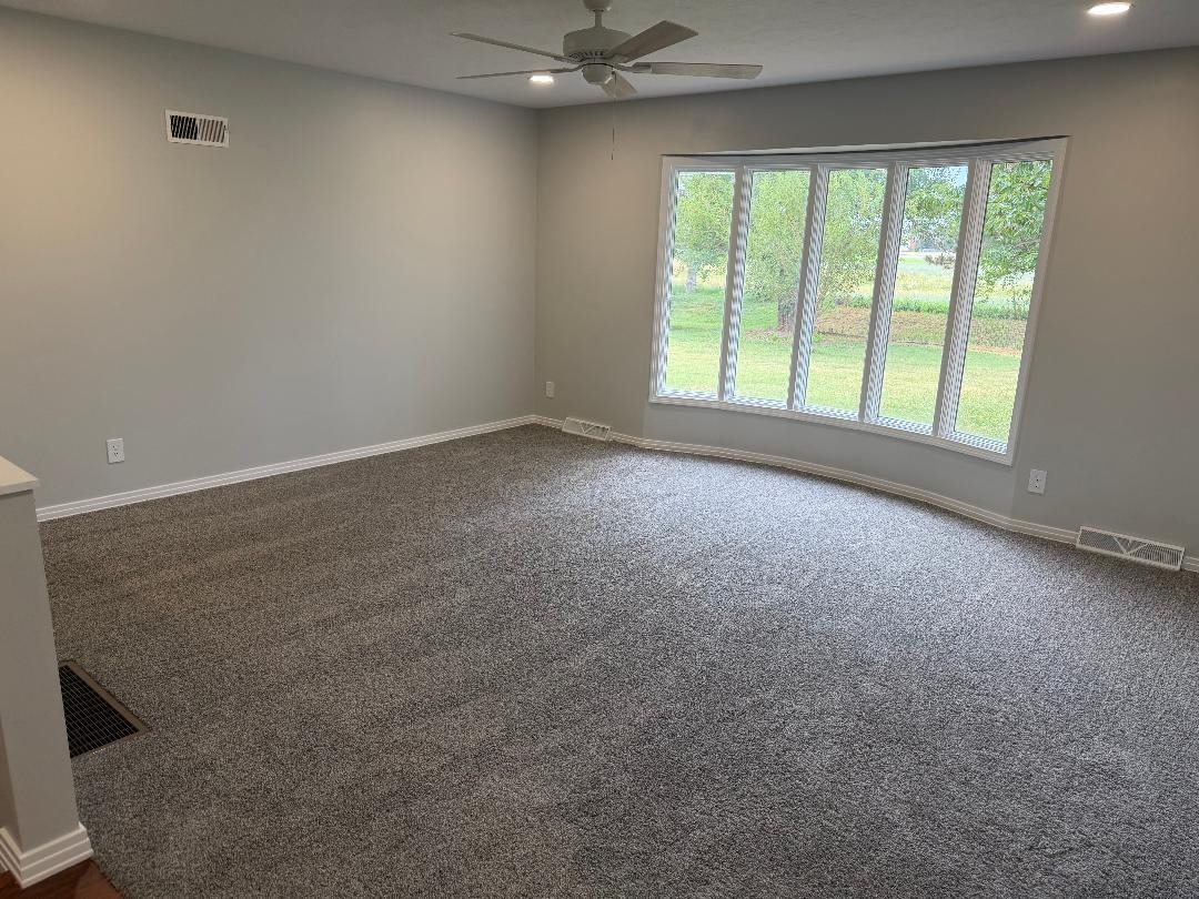 114 E Wayne Ave Property Photo 6