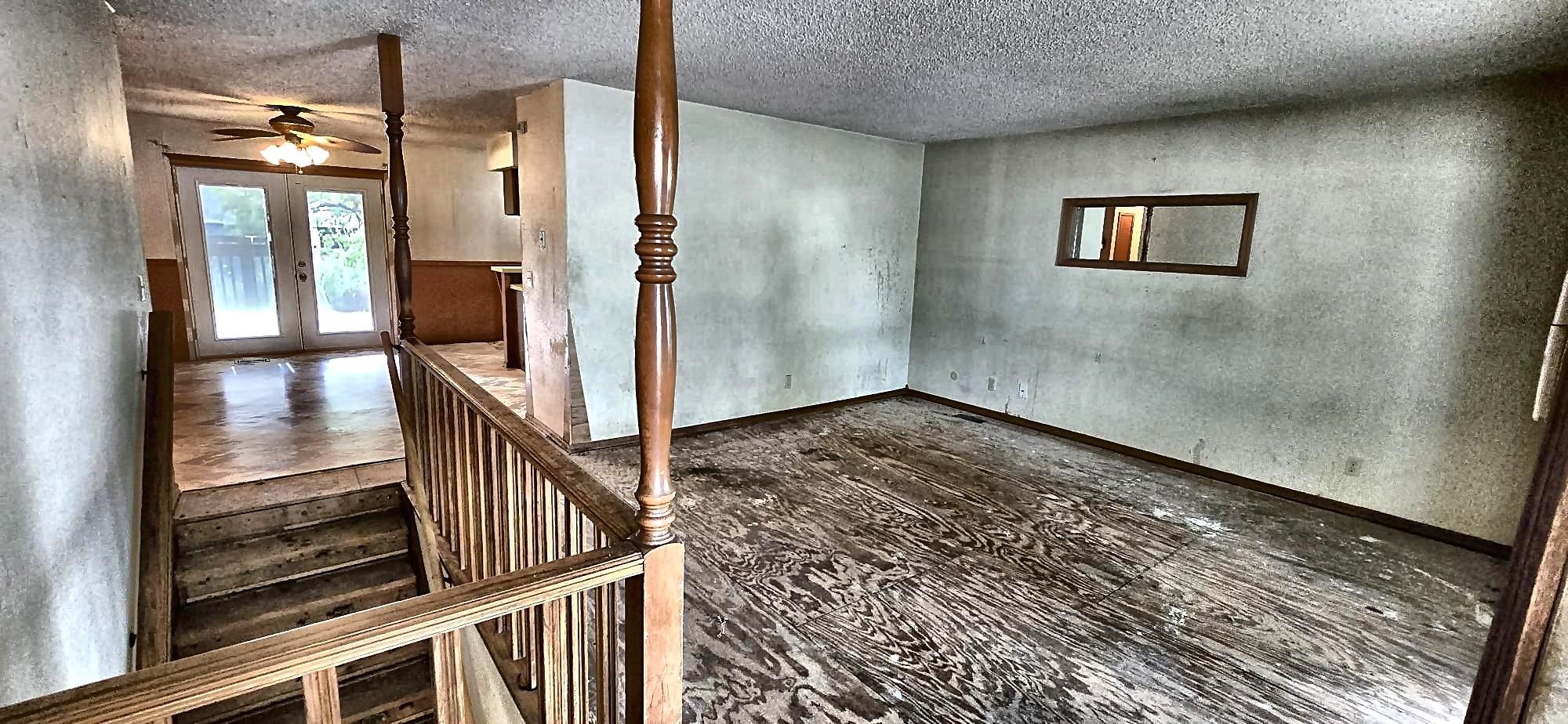 2820 S Custer Ave Property Photo 4