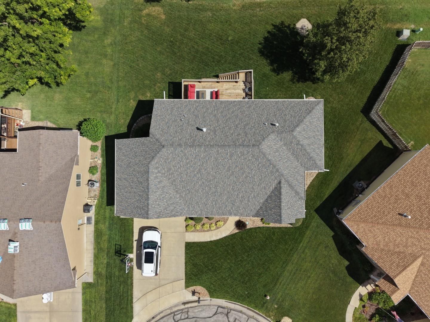 941 Twin Oaks Dr. Property Photo 8