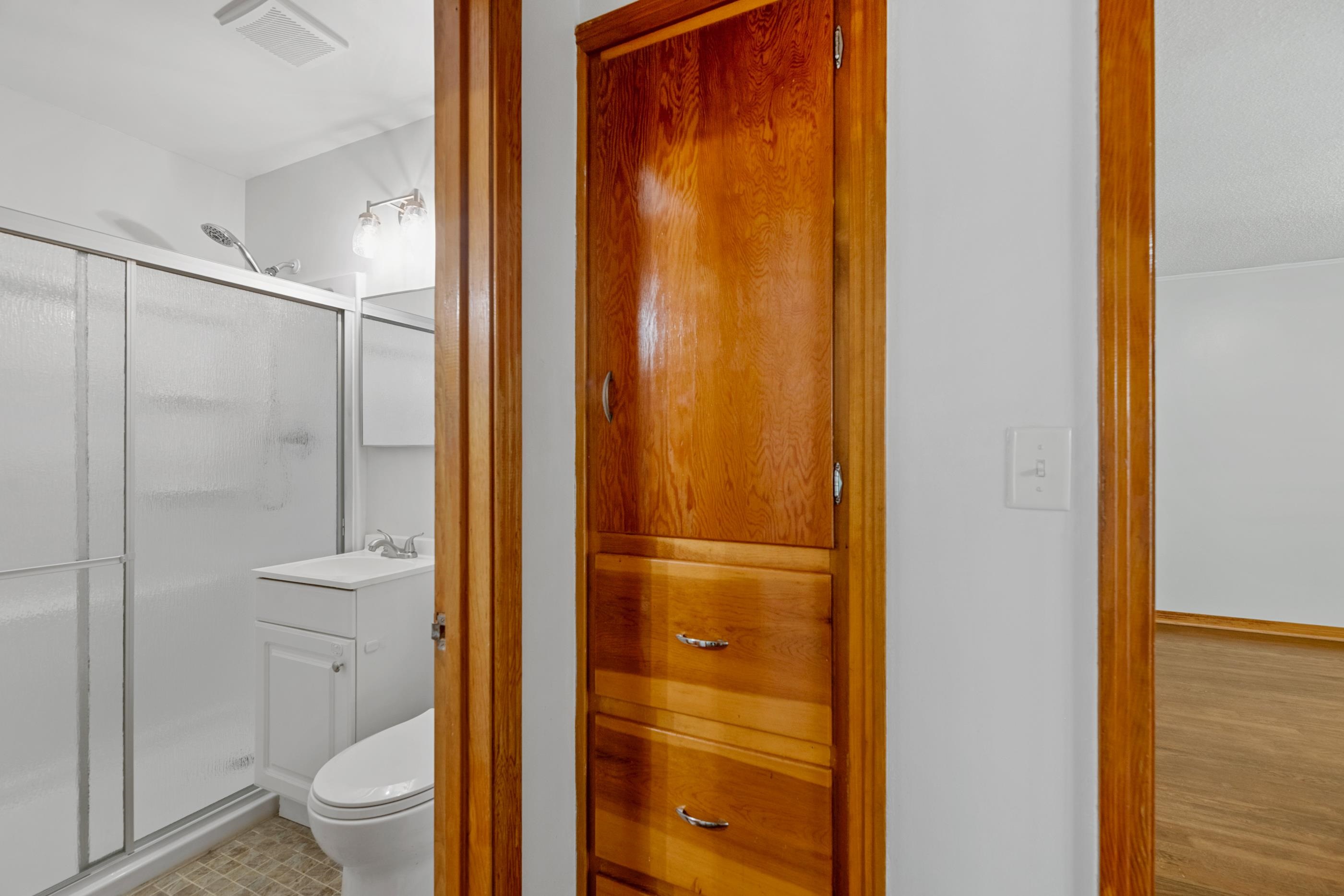 2221 S Green Property Photo 21