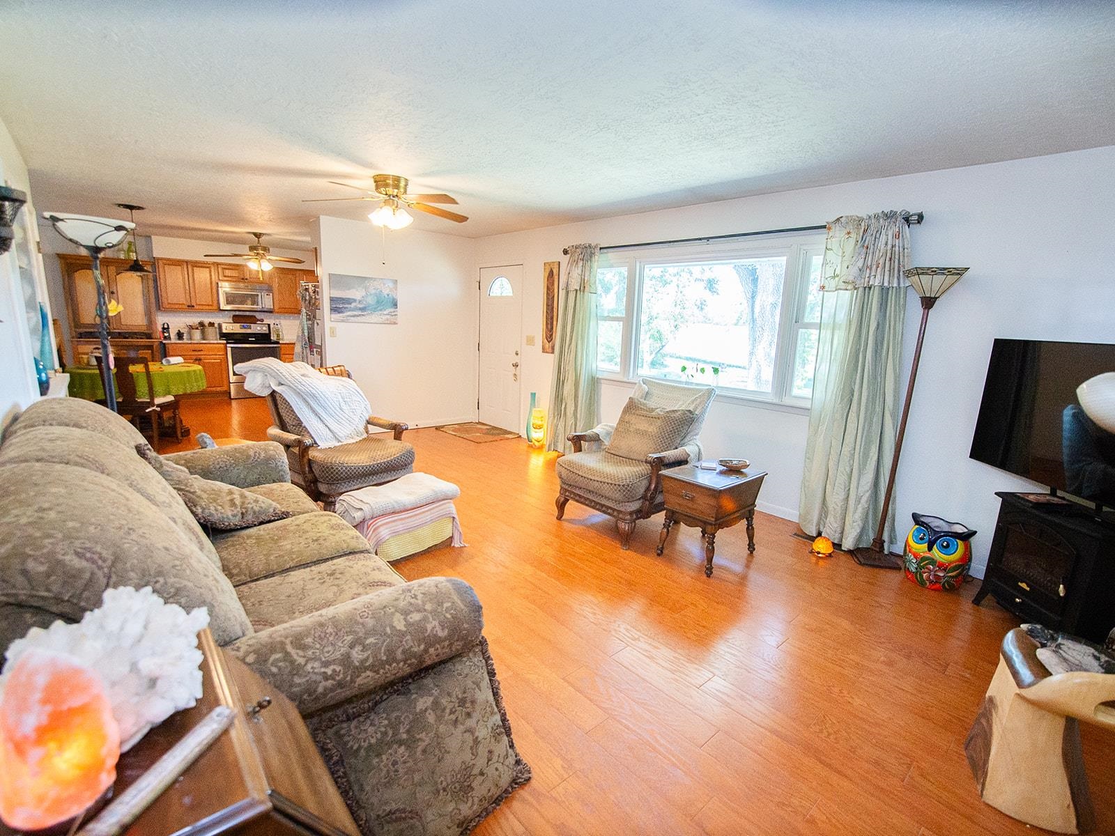1461 Indigo Property Photo 5