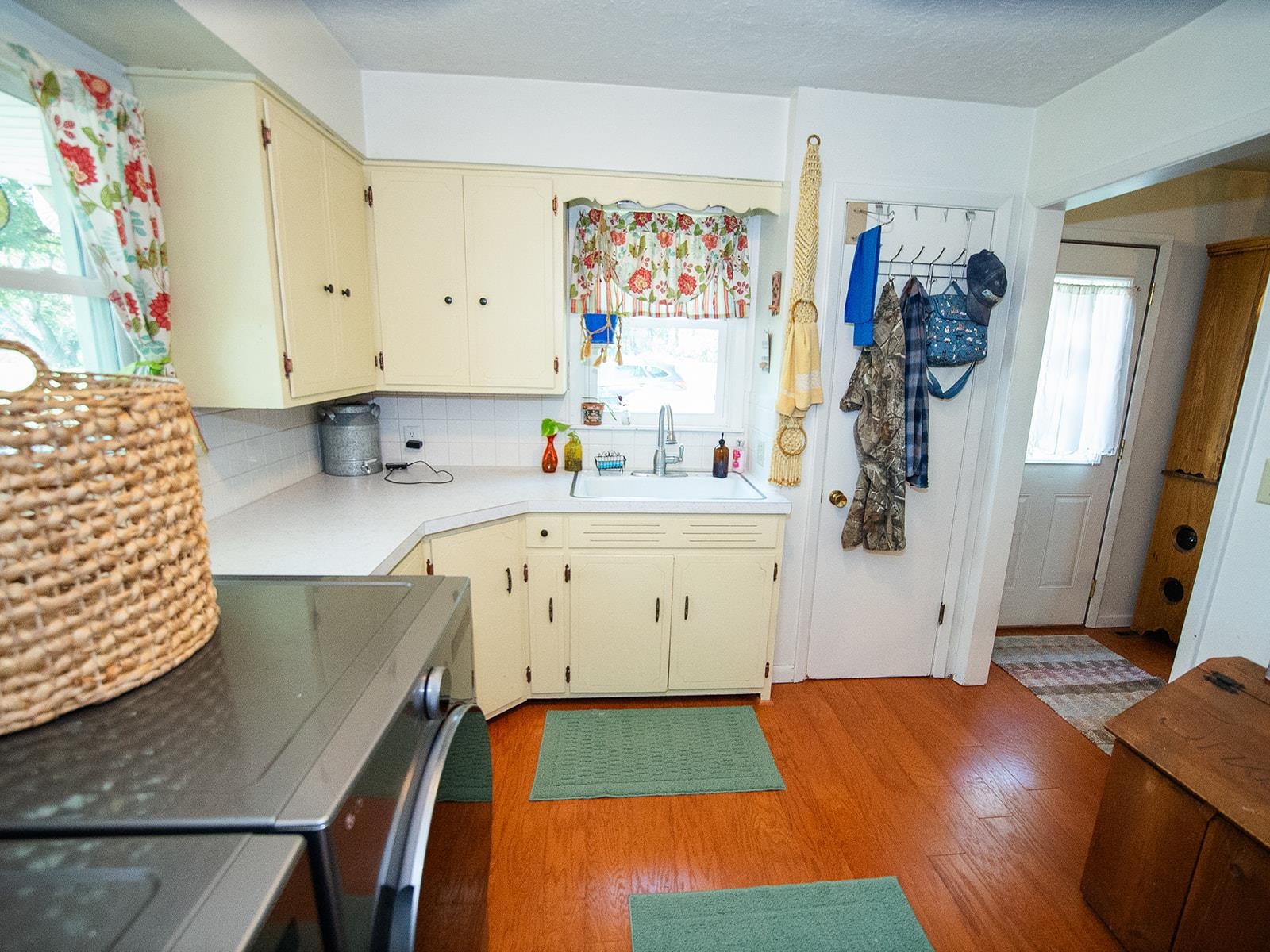 1461 Indigo Property Photo 6