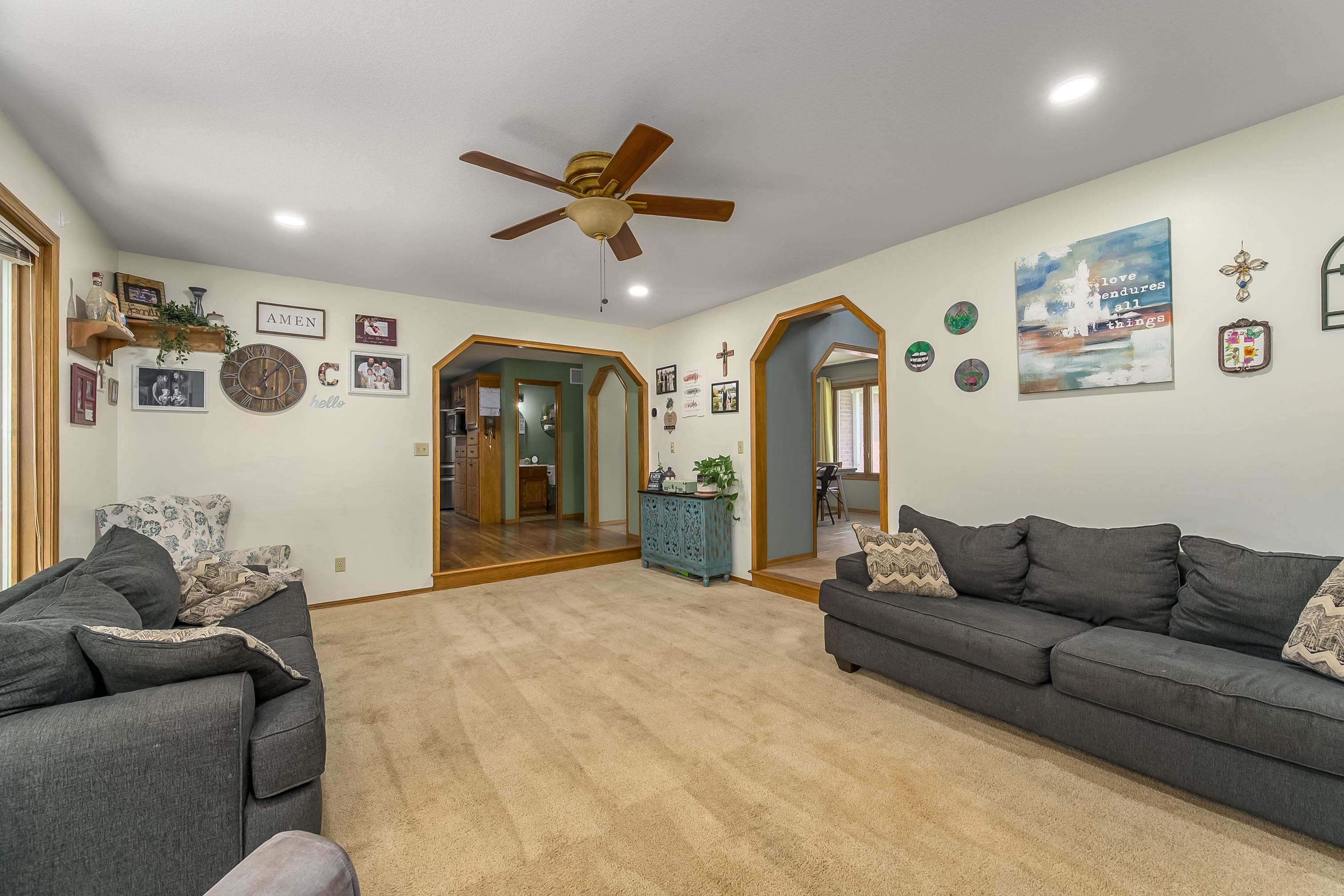 1829 N Kendrick Ln. Property Photo 6