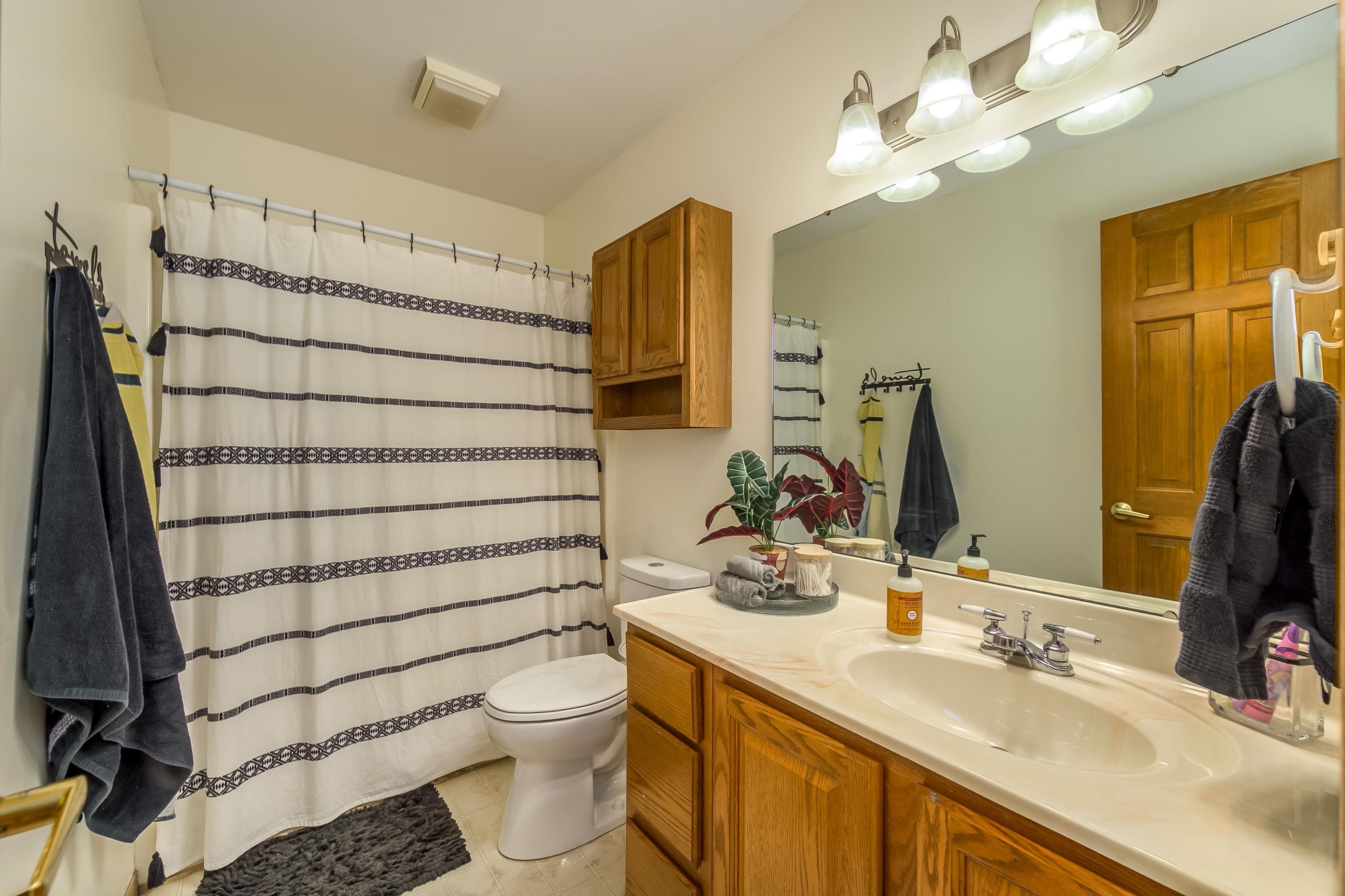 1829 N Kendrick Ln. Property Photo 21