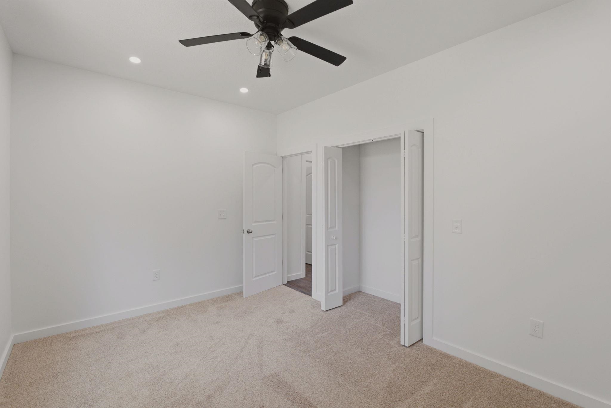 1427 N Broadview St Property Photo 25