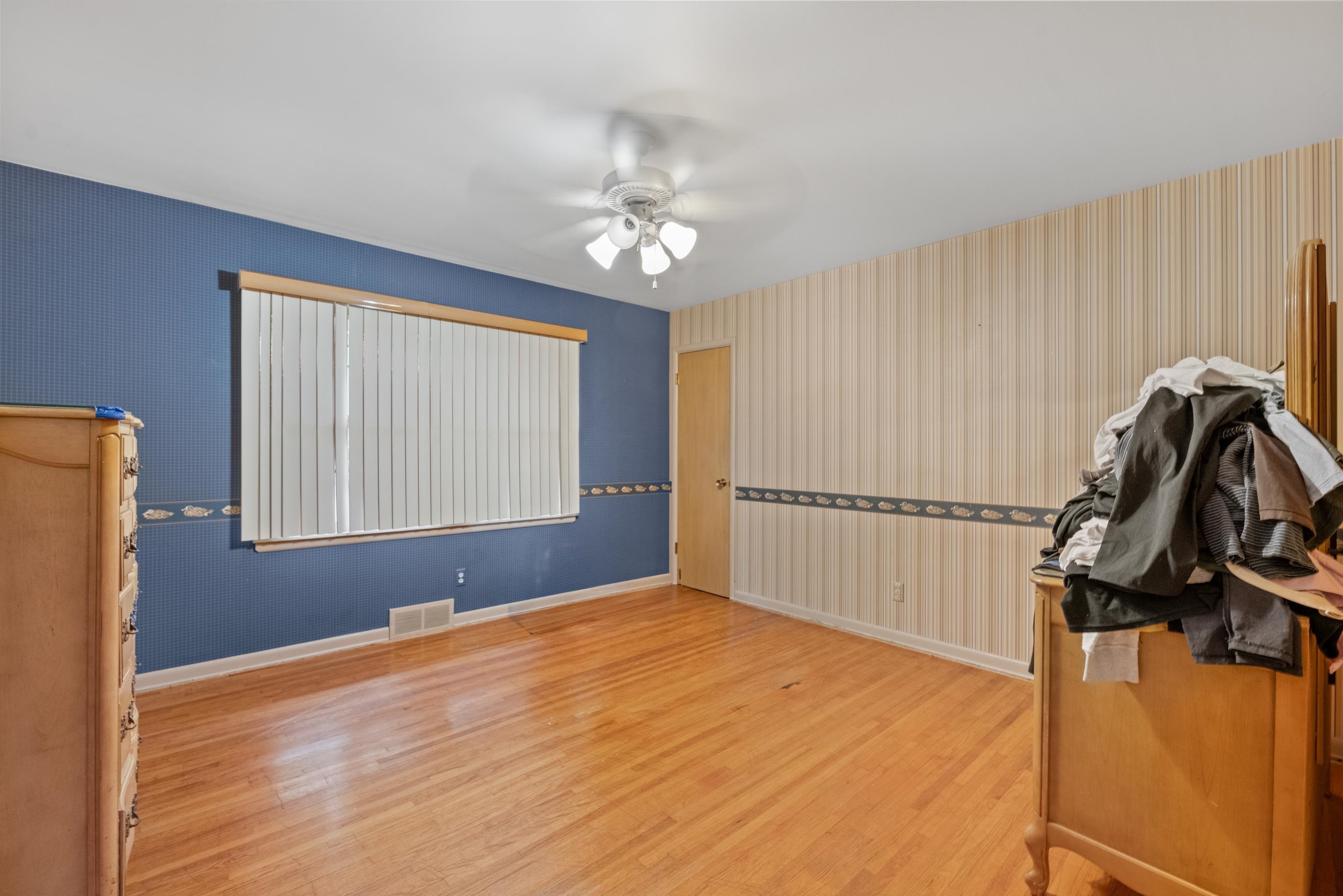 1348 N Estate Ct Property Photo 20