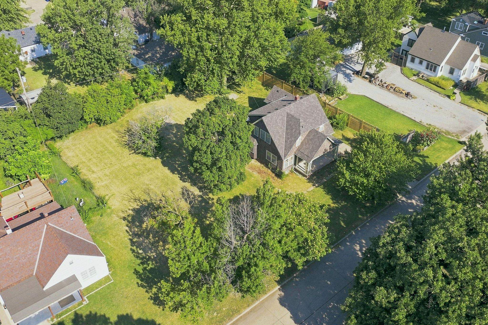 201 S Kessler St Property Photo 2