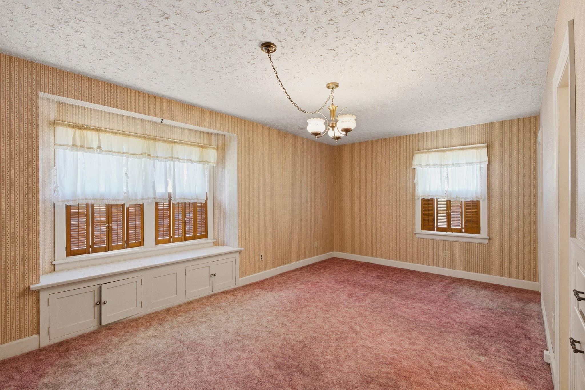 201 S Kessler St Property Photo 15