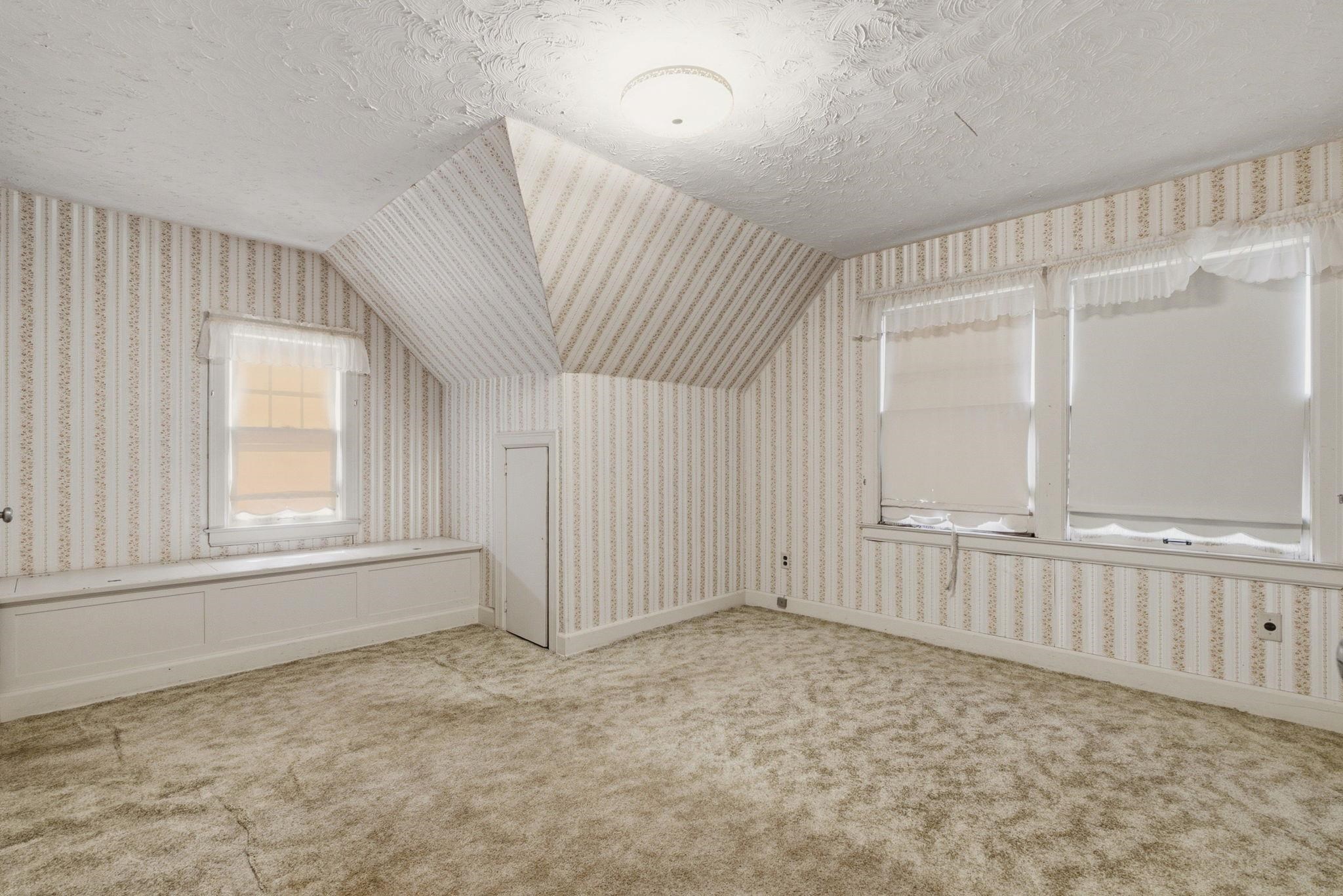 201 S Kessler St Property Photo 18