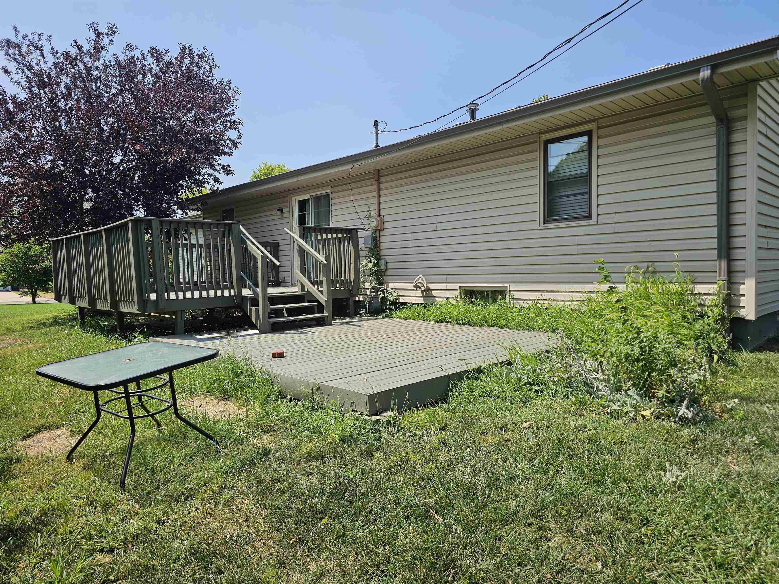 620 Scott Ave Property Photo 9