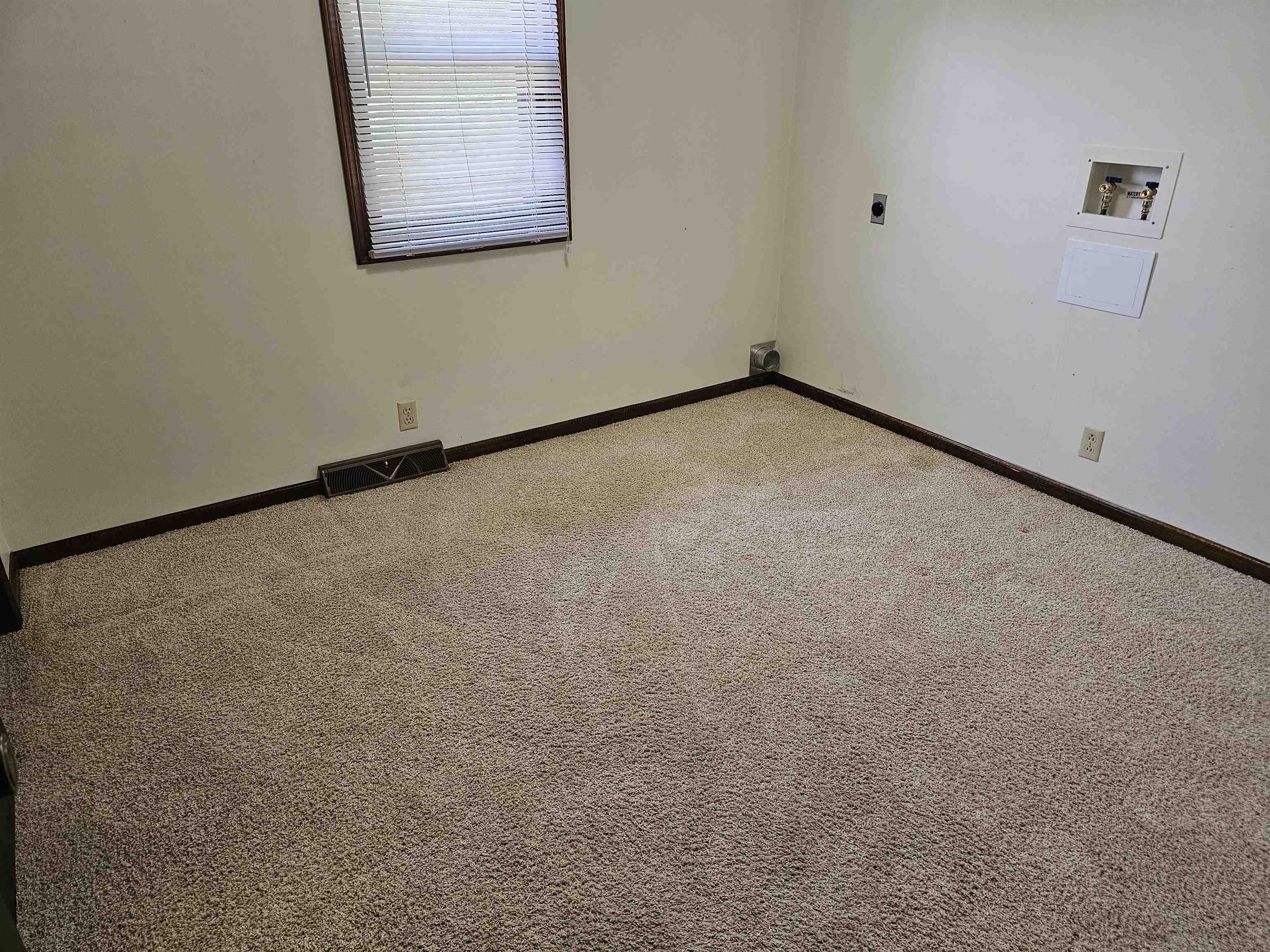 620 Scott Ave Property Photo 13