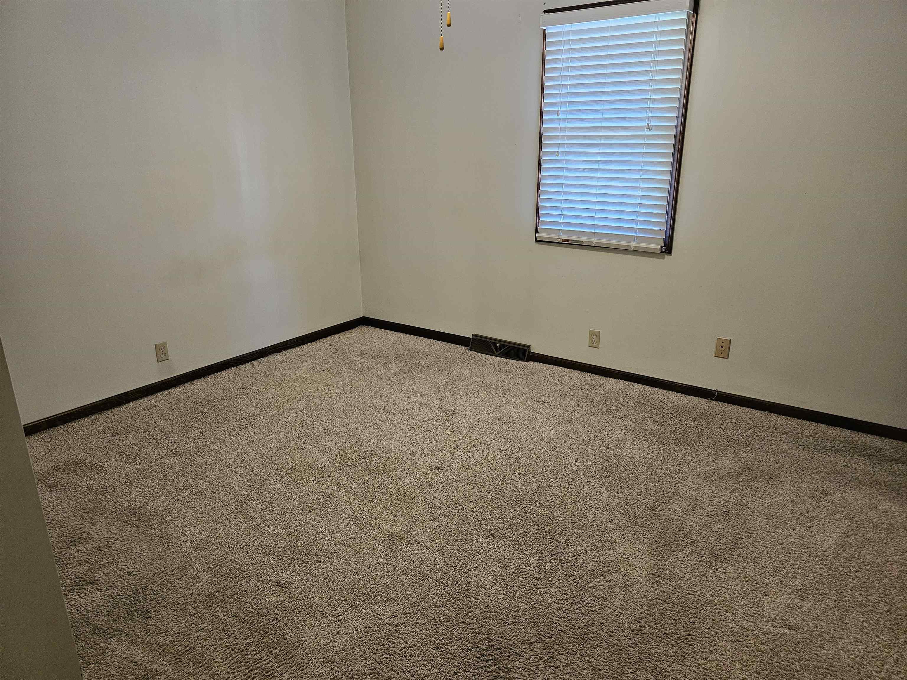 620 Scott Ave Property Photo 15