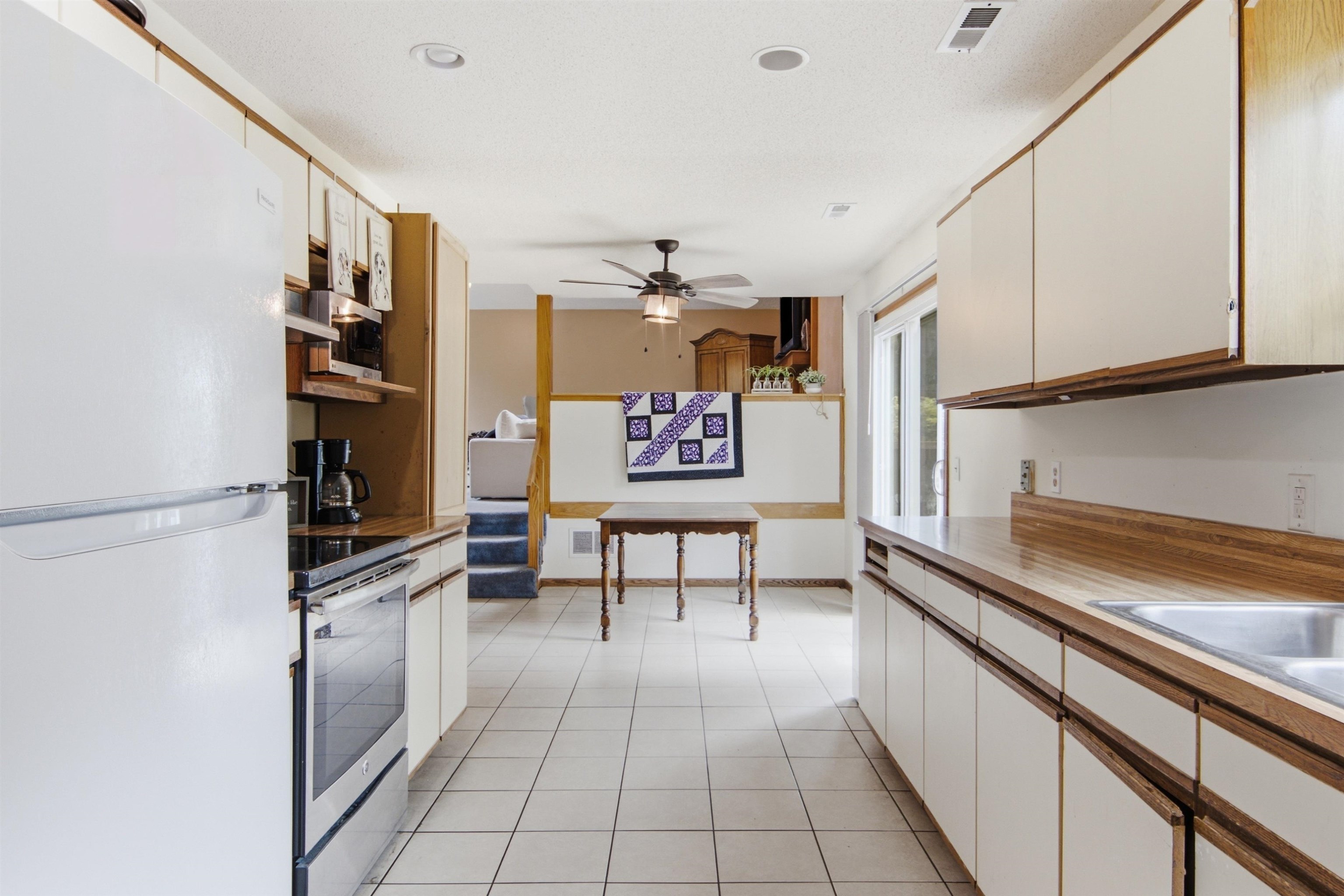 10013 W Dora Property Photo 6
