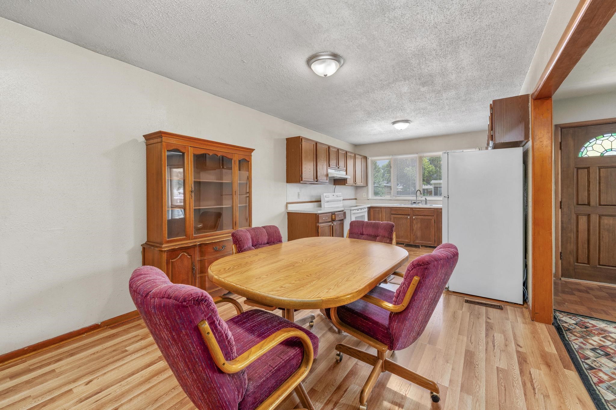 612 N Delrose Property Photo 6