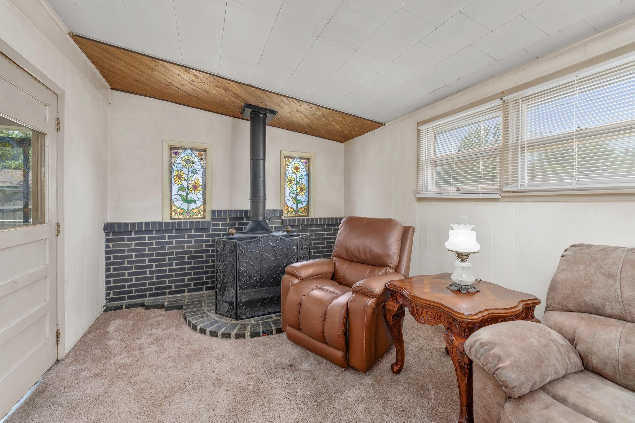 612 N Delrose Property Photo 11