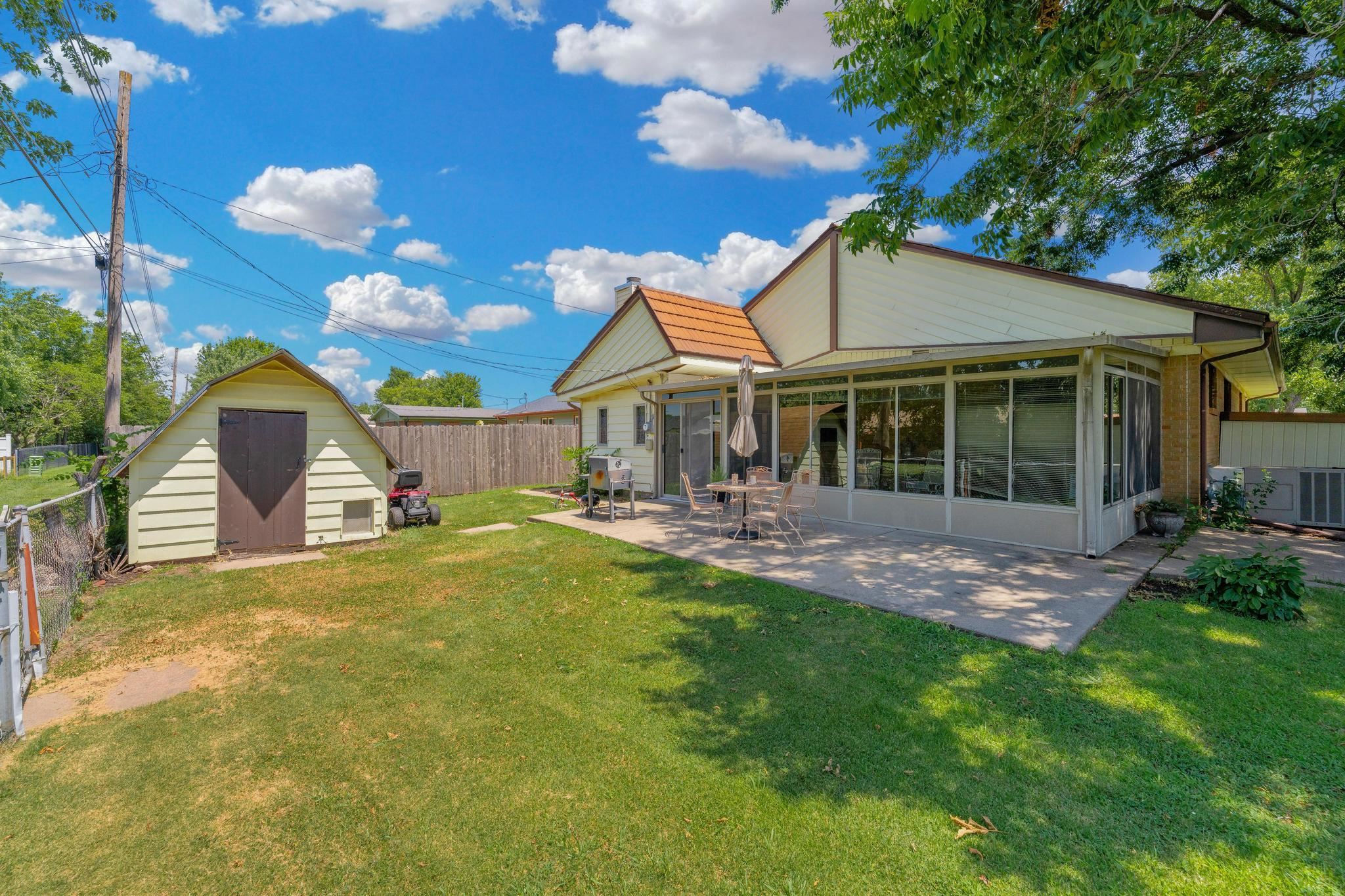 612 N Delrose Property Photo 29