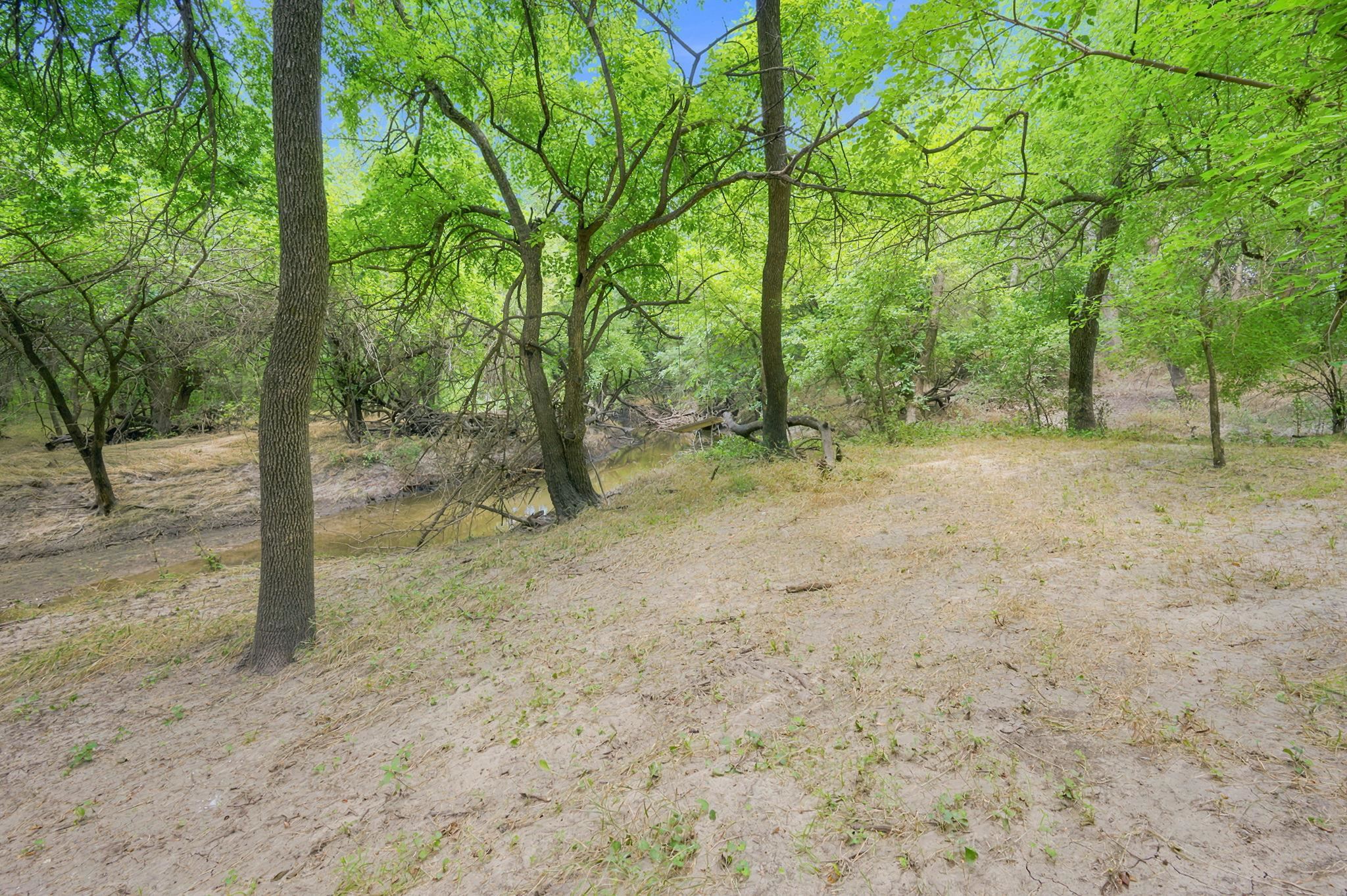 12212 N Seneca St Property Photo 30