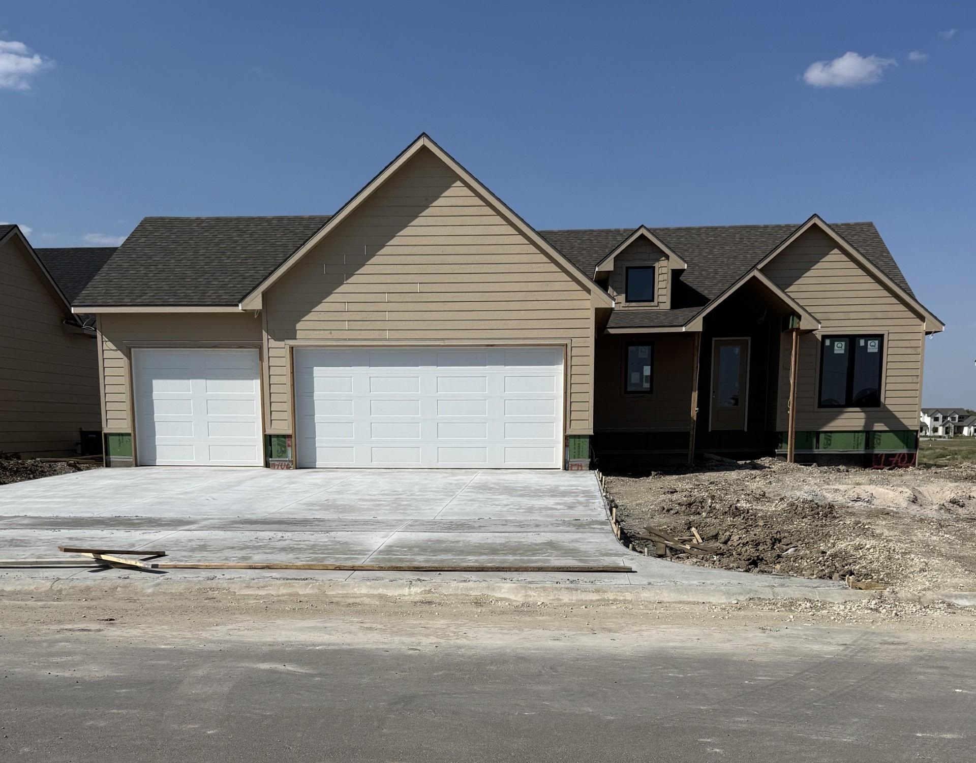 11702 E Winterberry St Property Photo 1