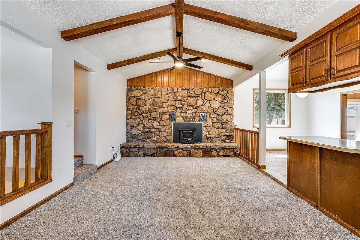 5549 N Athenian Property Photo 6