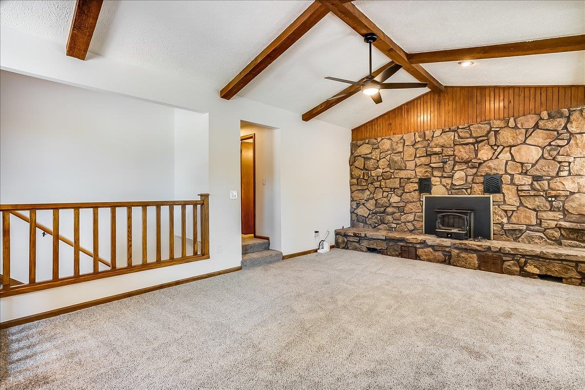 5549 N Athenian Property Photo 7