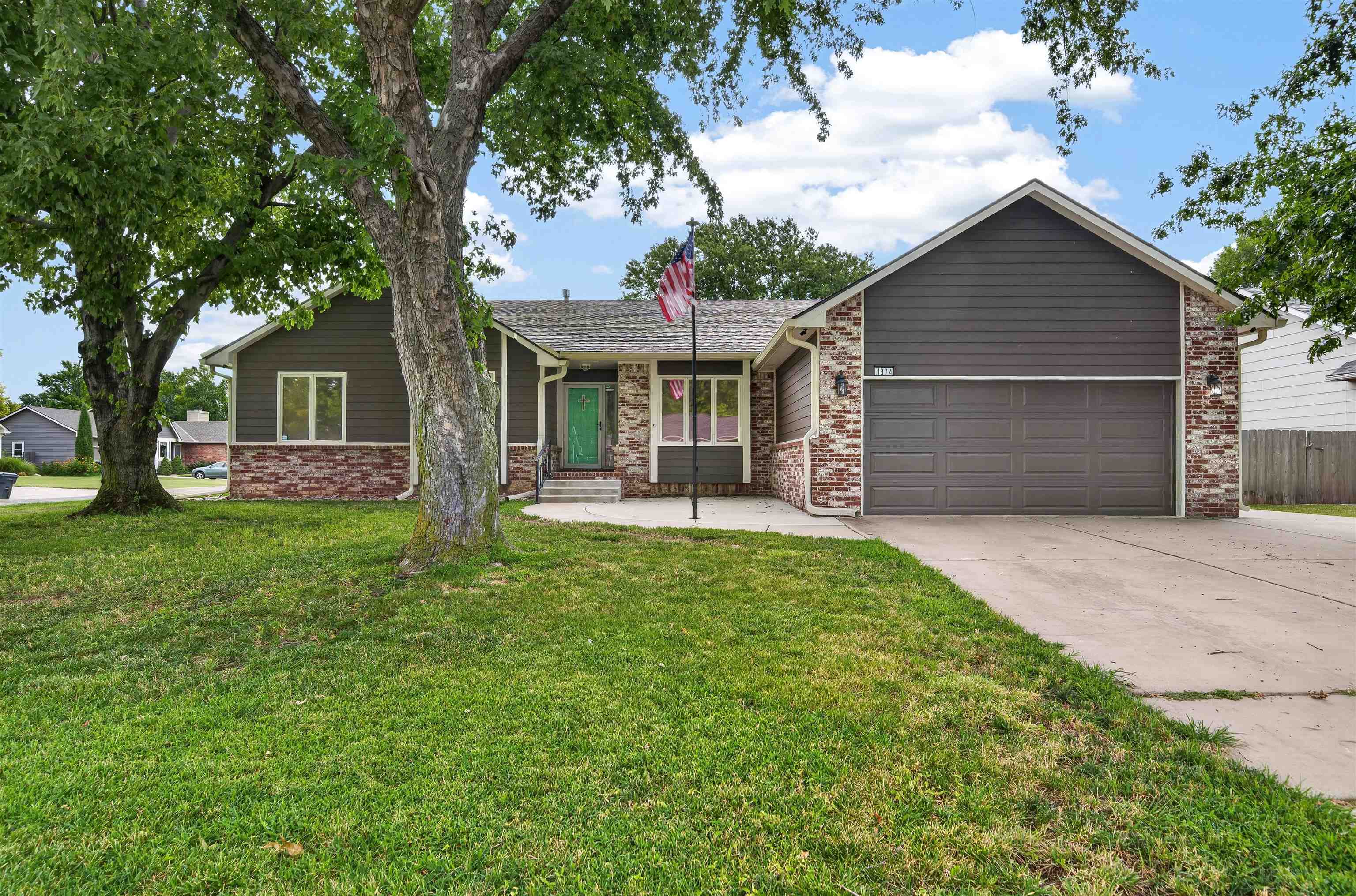 1874 N Woodchuck St Property Photo 1