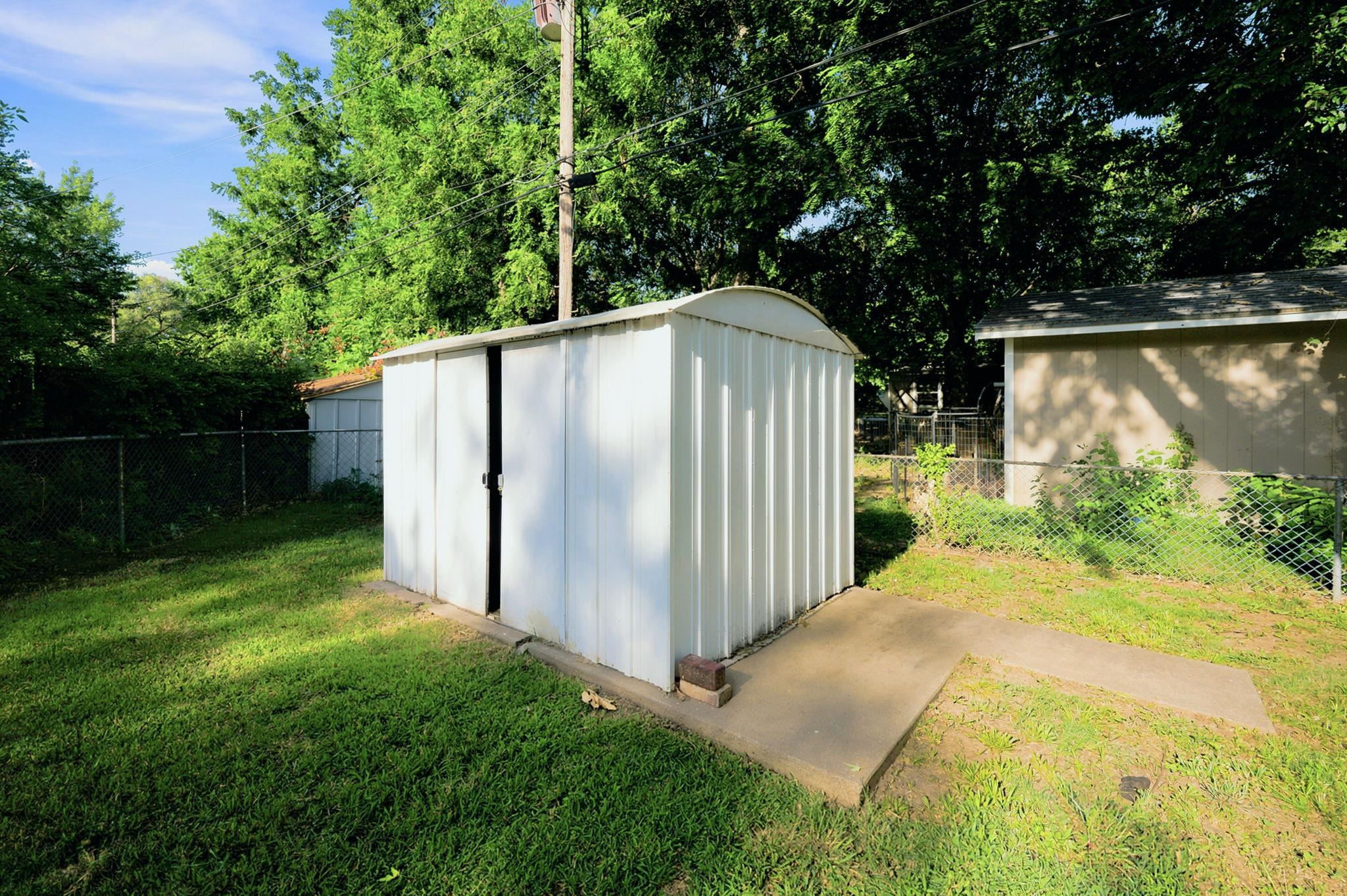 1661 Montana Ave Property Photo 29