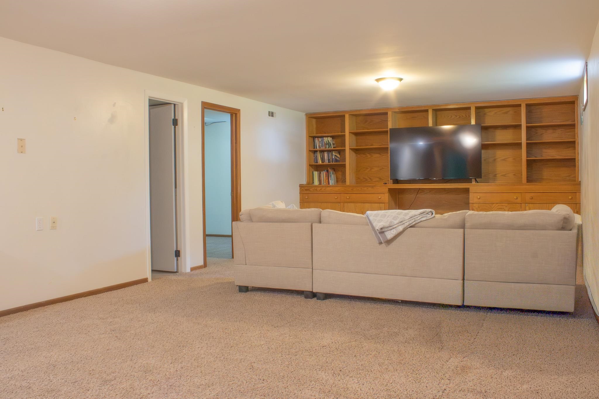 1510 N Poplar Property Photo 15