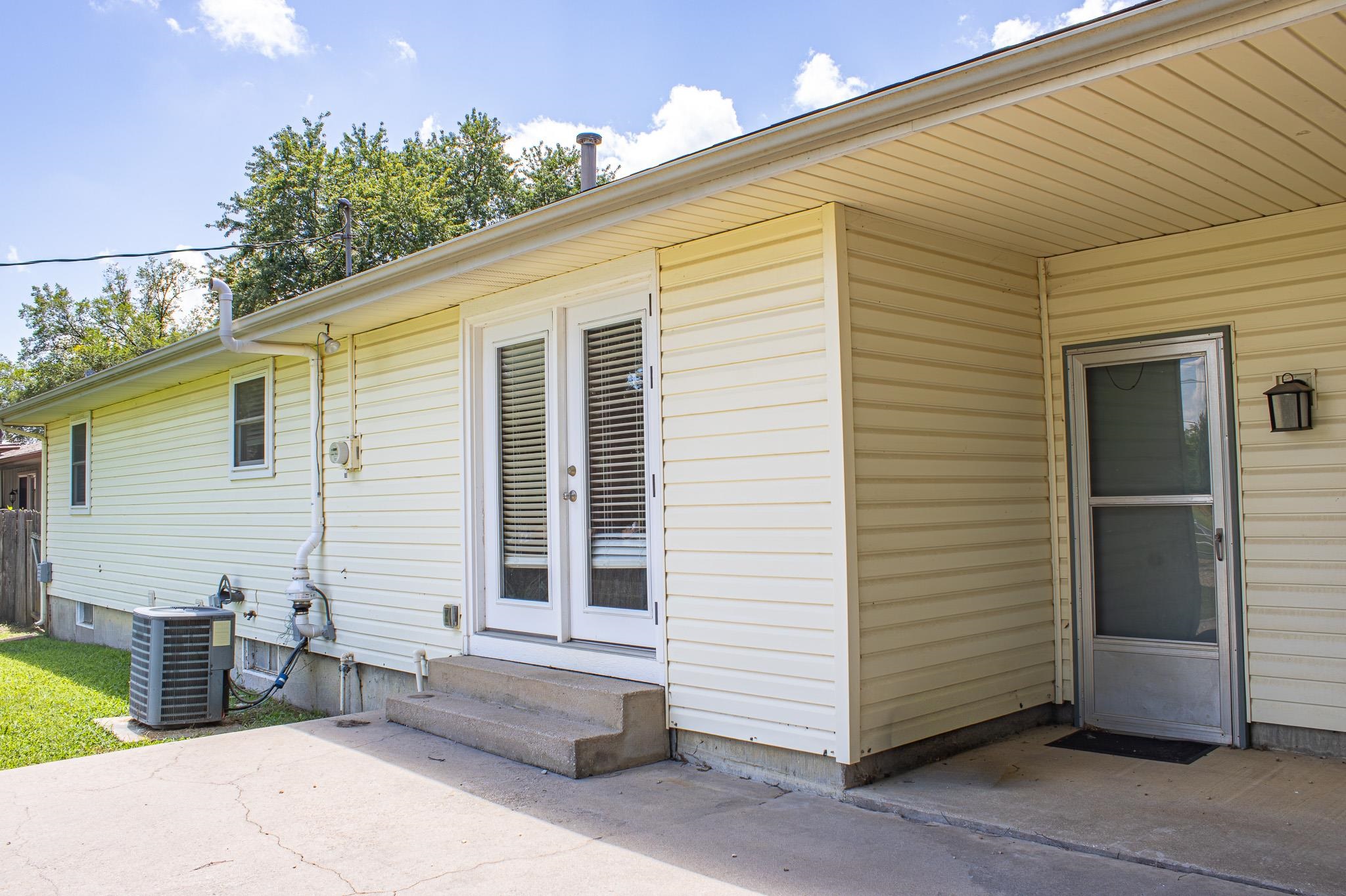 1510 N Poplar Property Photo 16