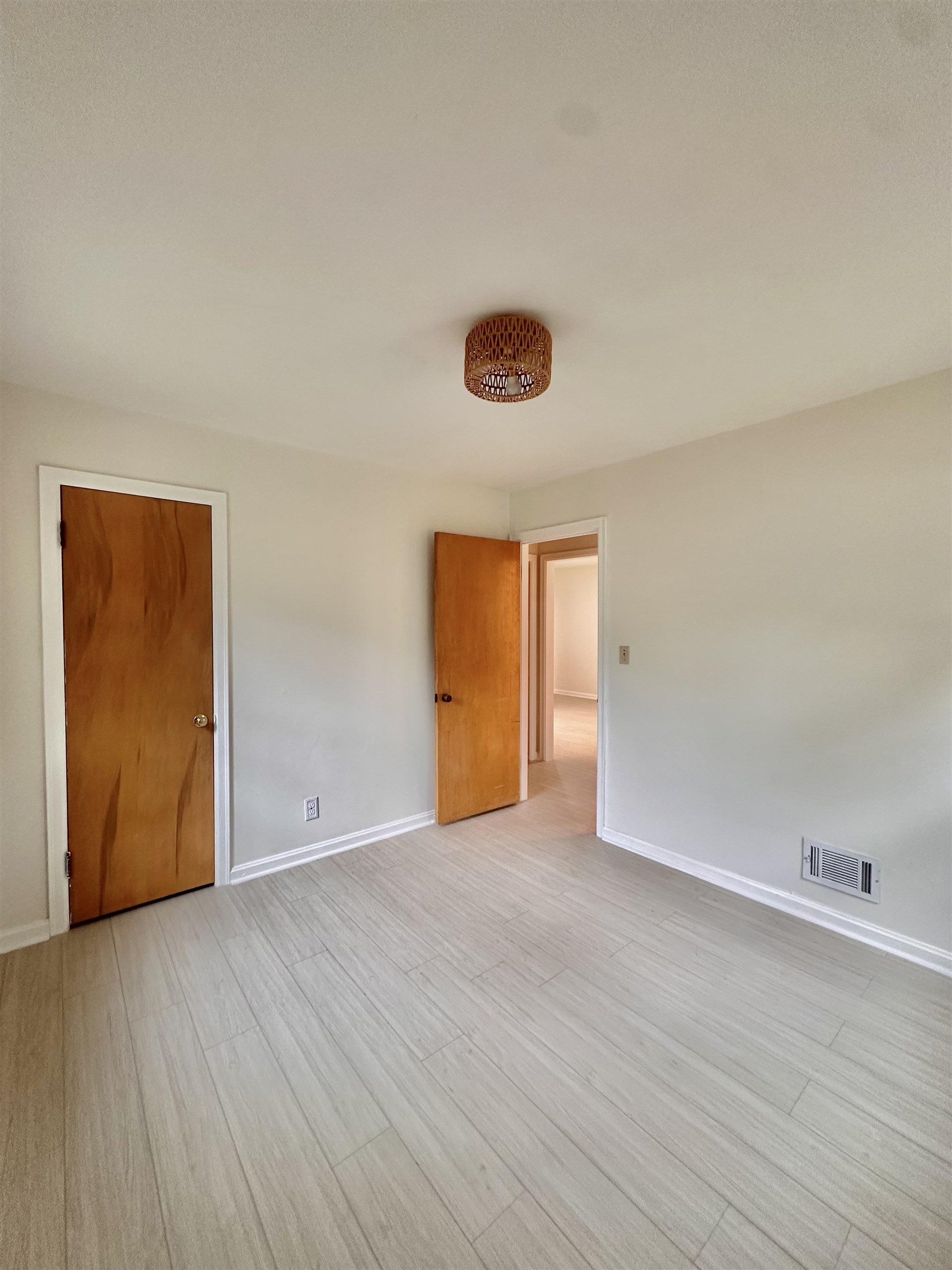 5116 E Larry Ln Property Photo 9
