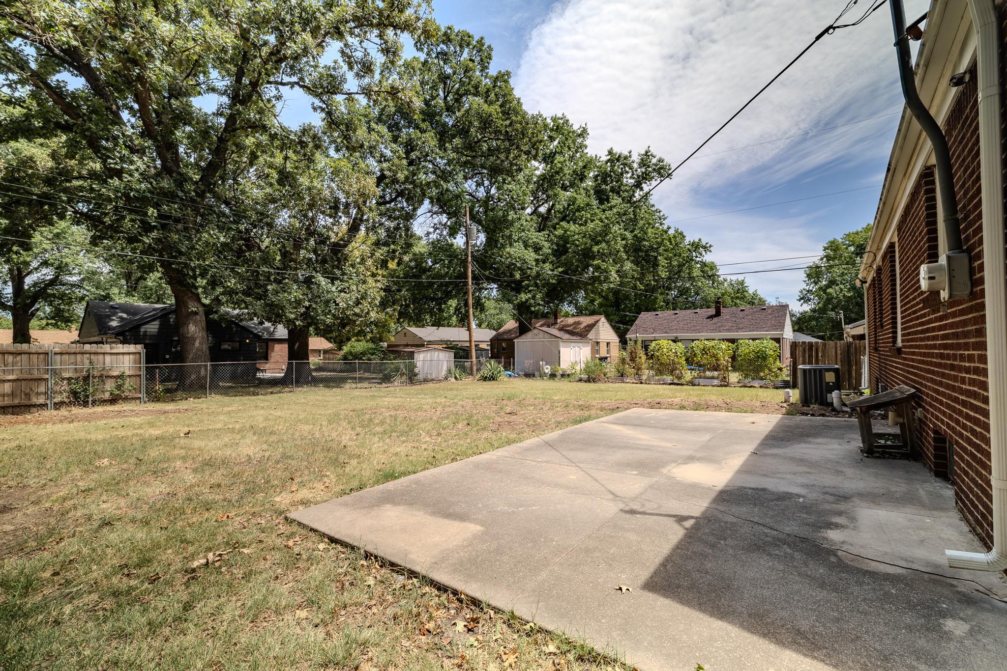 5116 E Larry Ln Property Photo 23