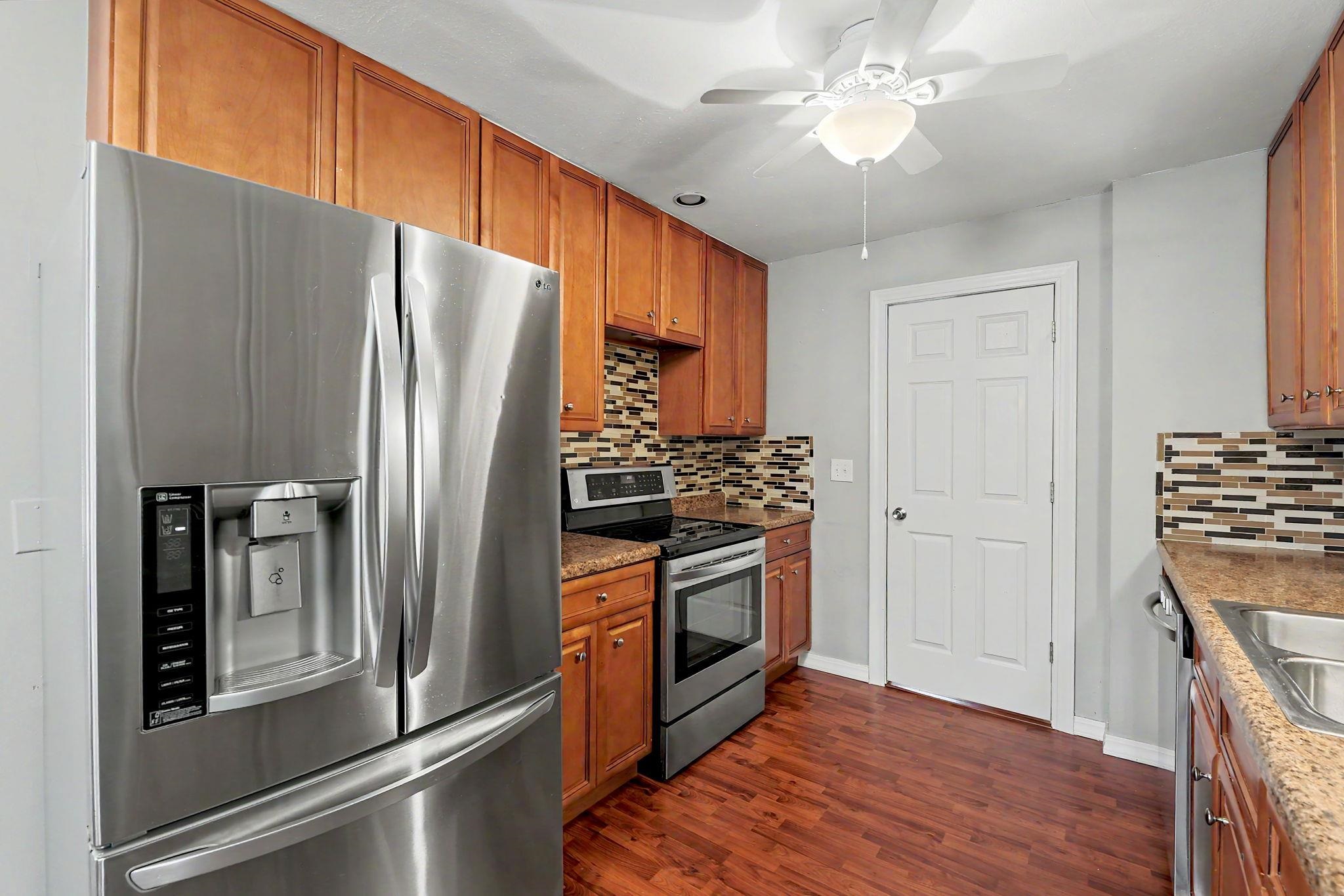 1829 N Richmond Property Photo 9