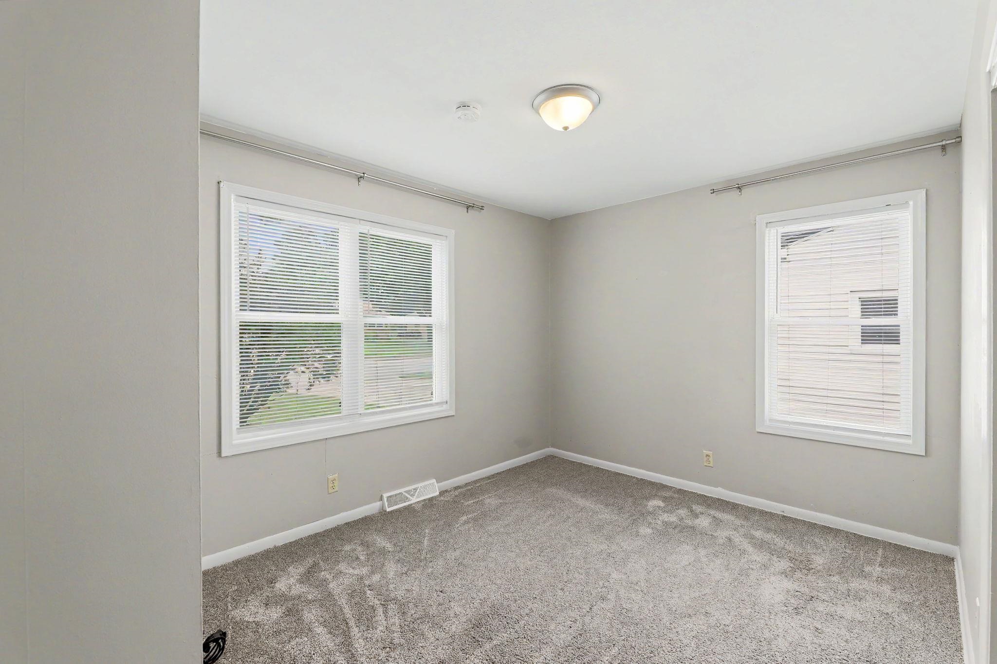 1829 N Richmond Property Photo 18