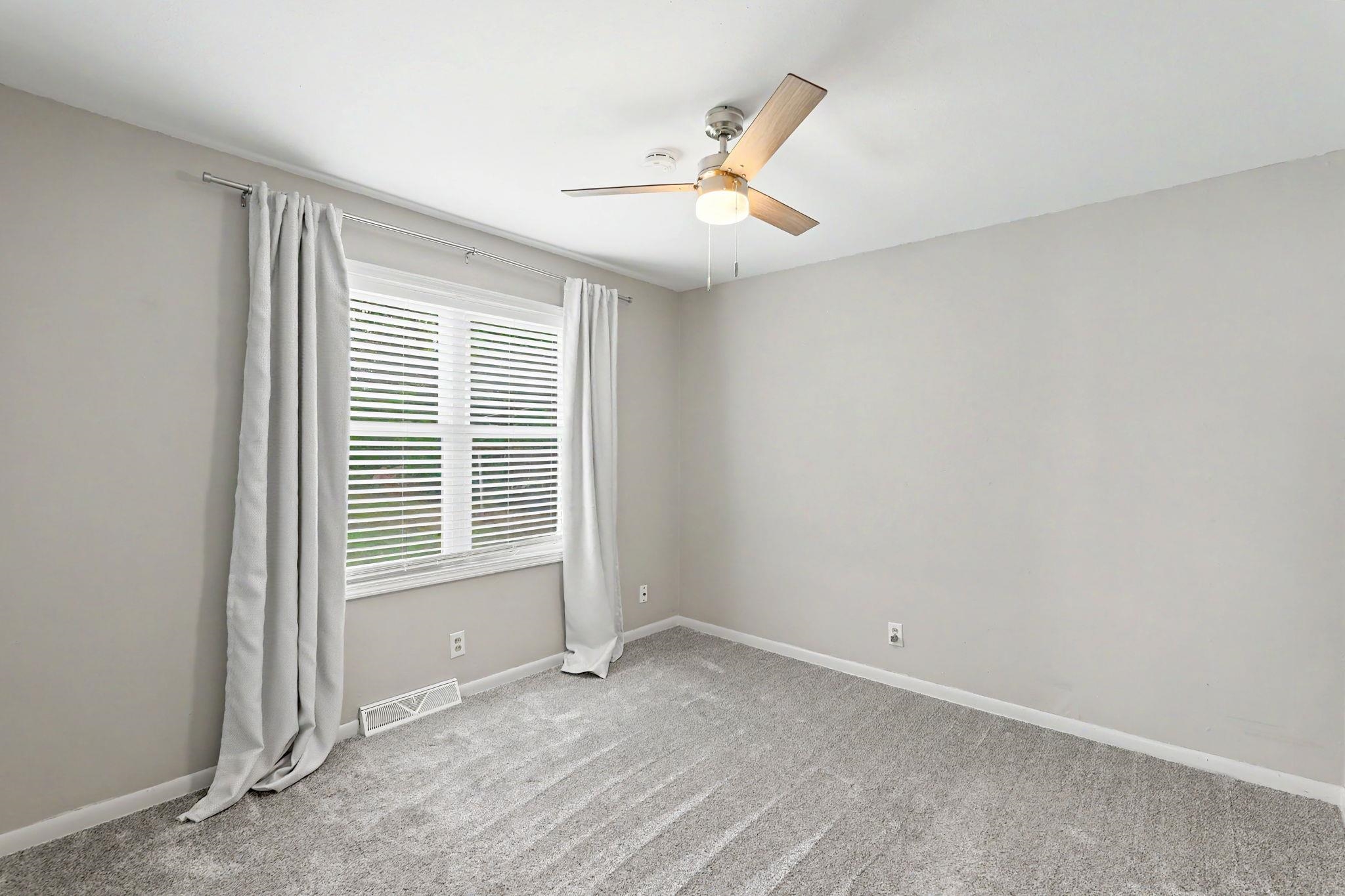1829 N Richmond Property Photo 23