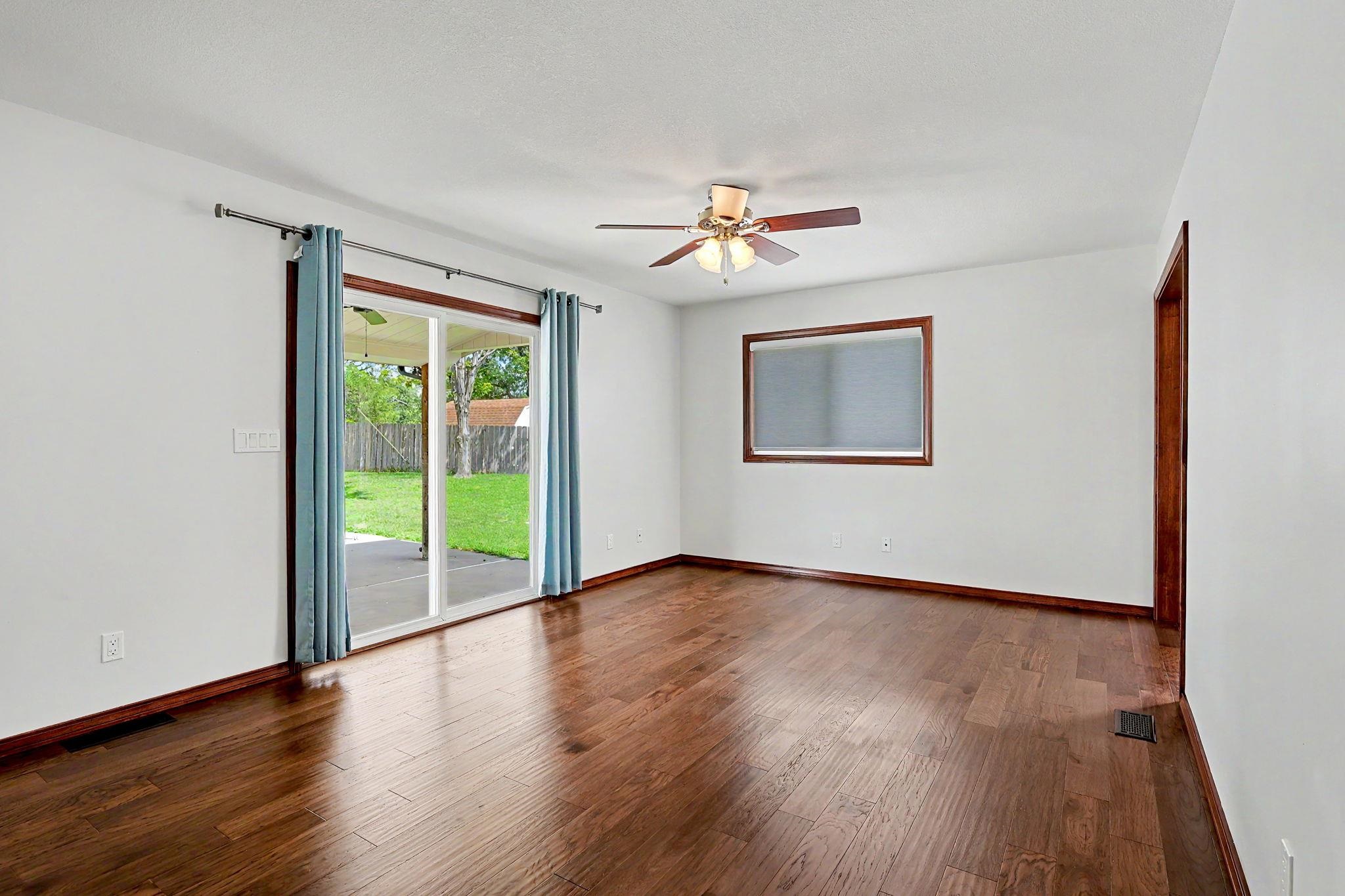 1138 N Summitlawn Ct Property Photo 11