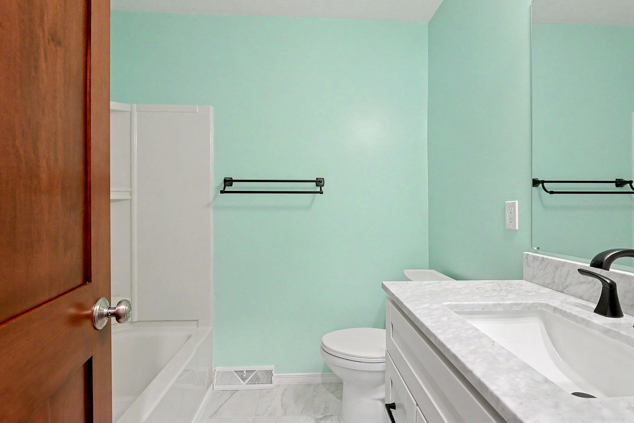 1138 N Summitlawn Ct Property Photo 20