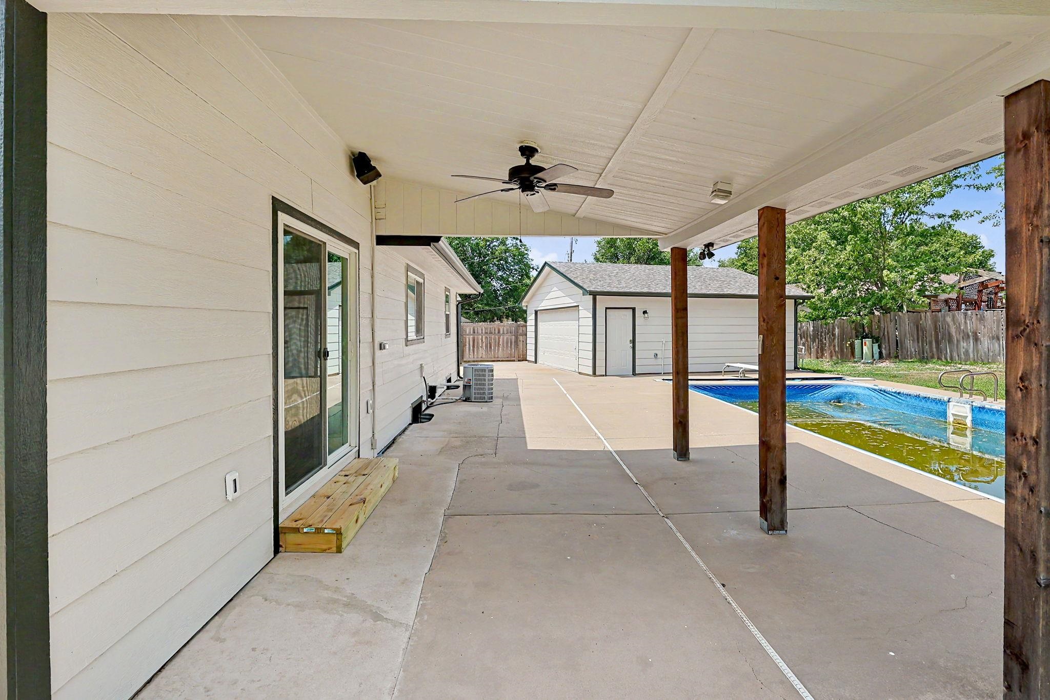 1138 N Summitlawn Ct Property Photo 26