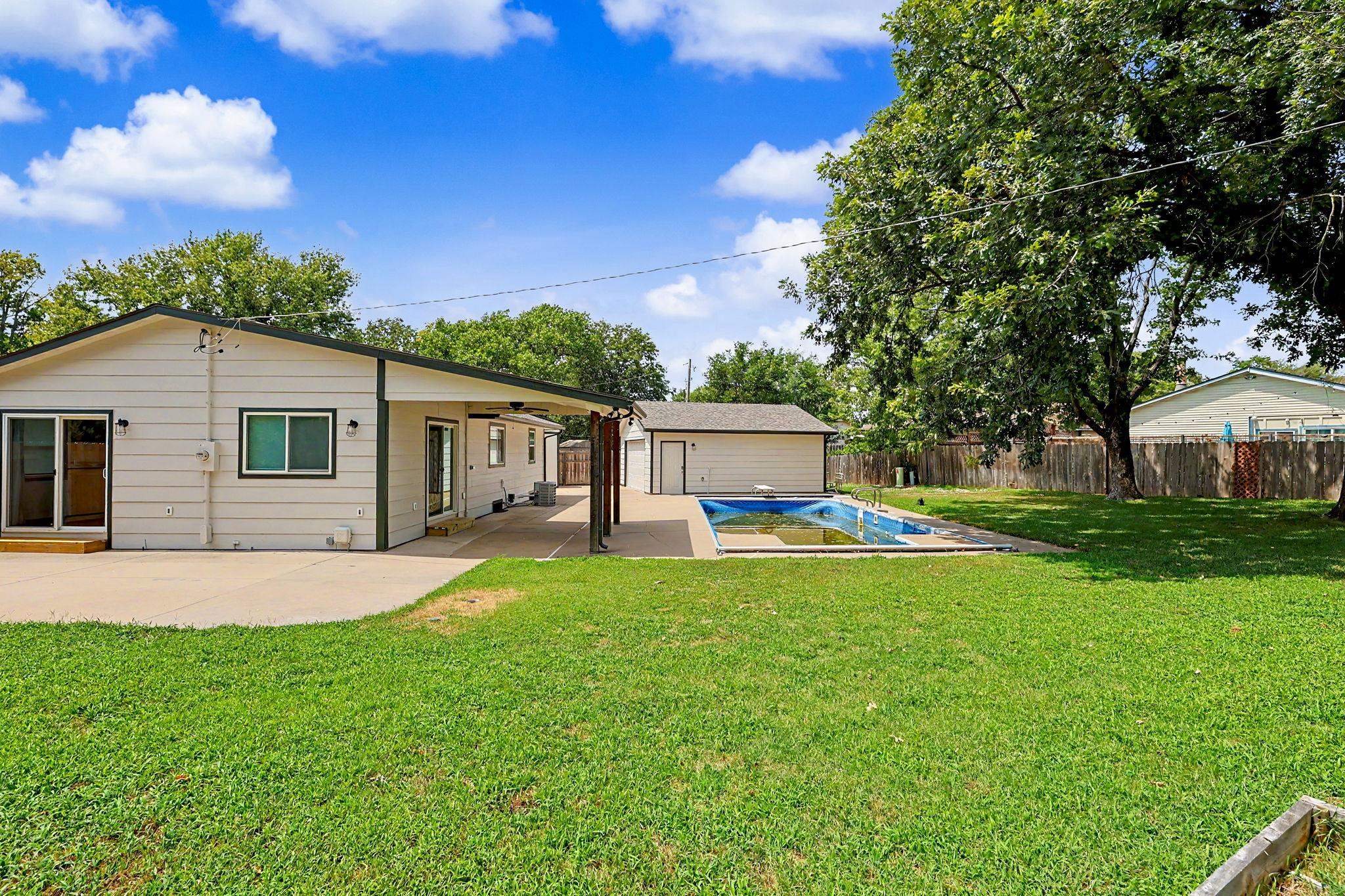 1138 N Summitlawn Ct Property Photo 36