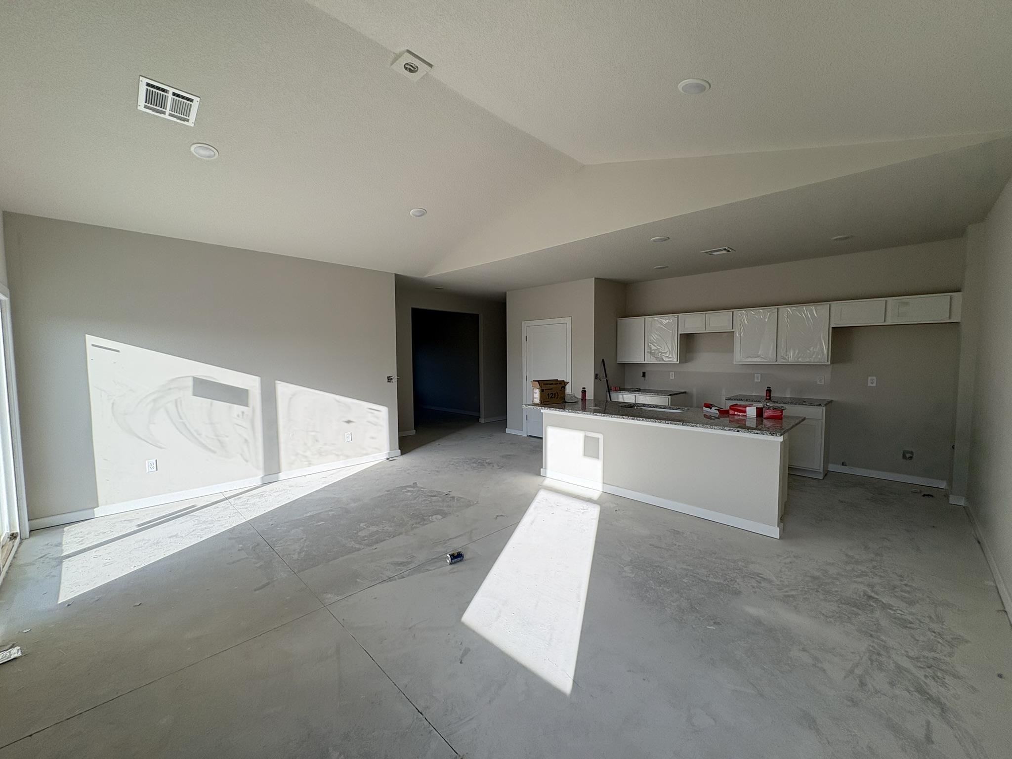 5705 Plumthicket St Property Photo 3